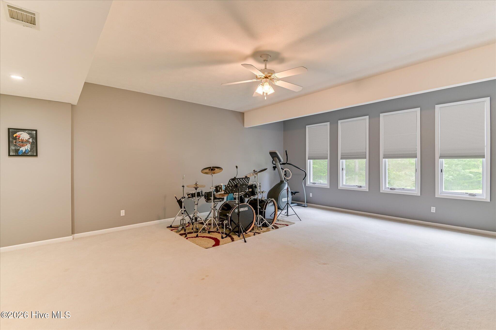 124 Waters Edge Drive Property Photo 30