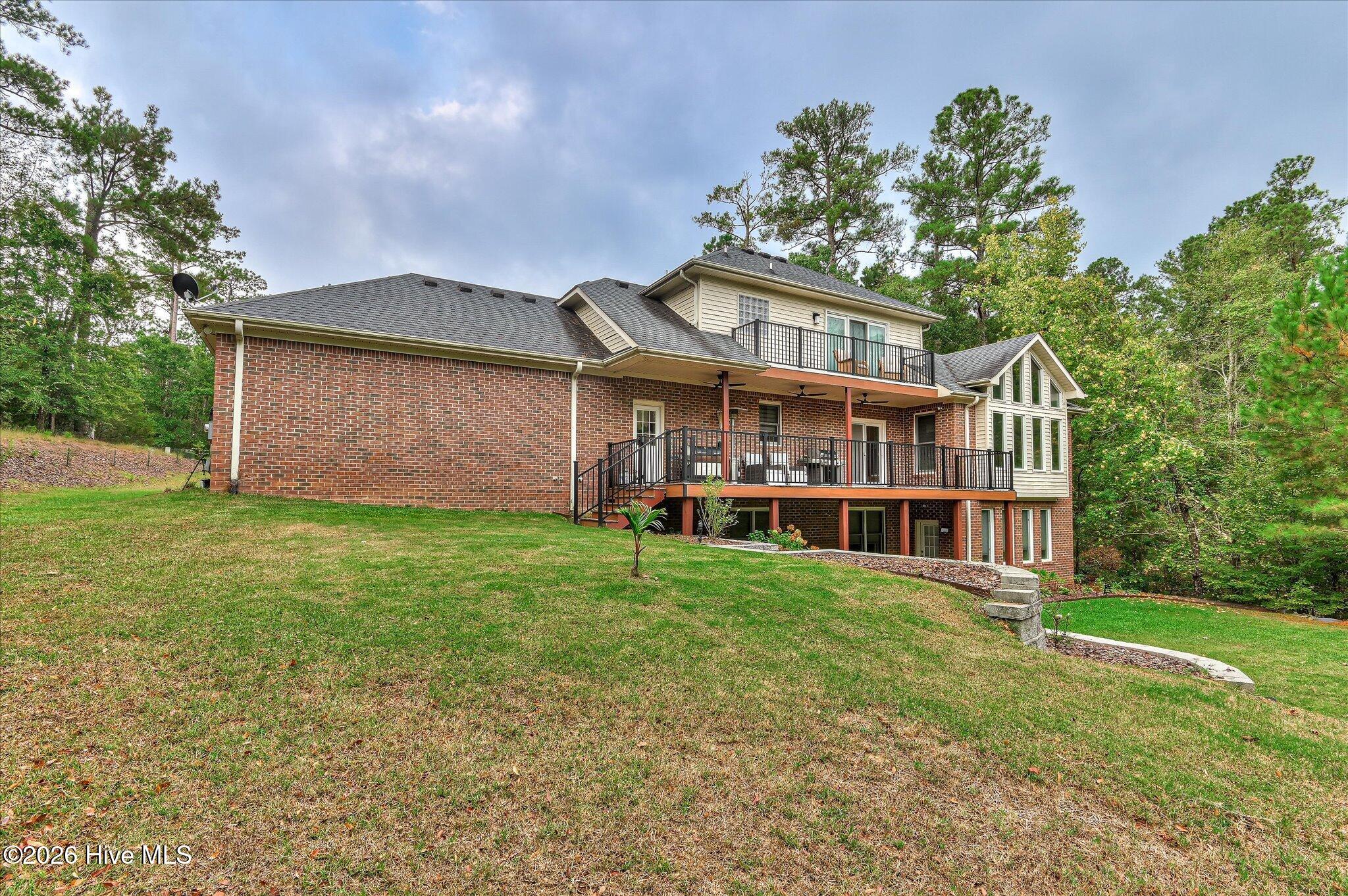 124 Waters Edge Drive Property Photo 42