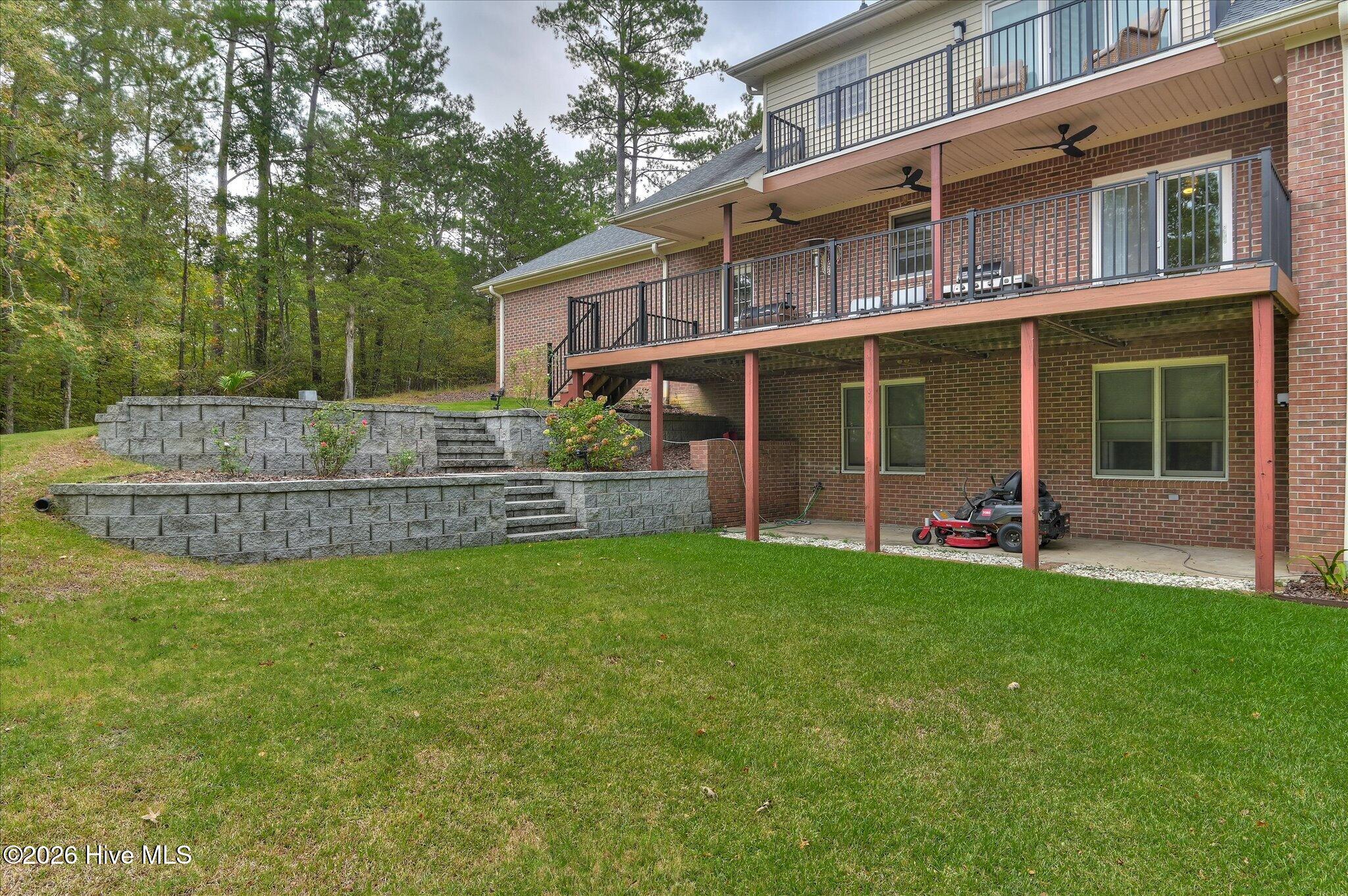 124 Waters Edge Drive Property Photo 44