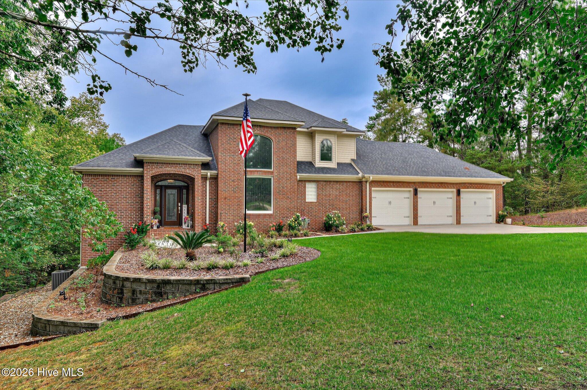 124 Waters Edge Drive Property Photo 46