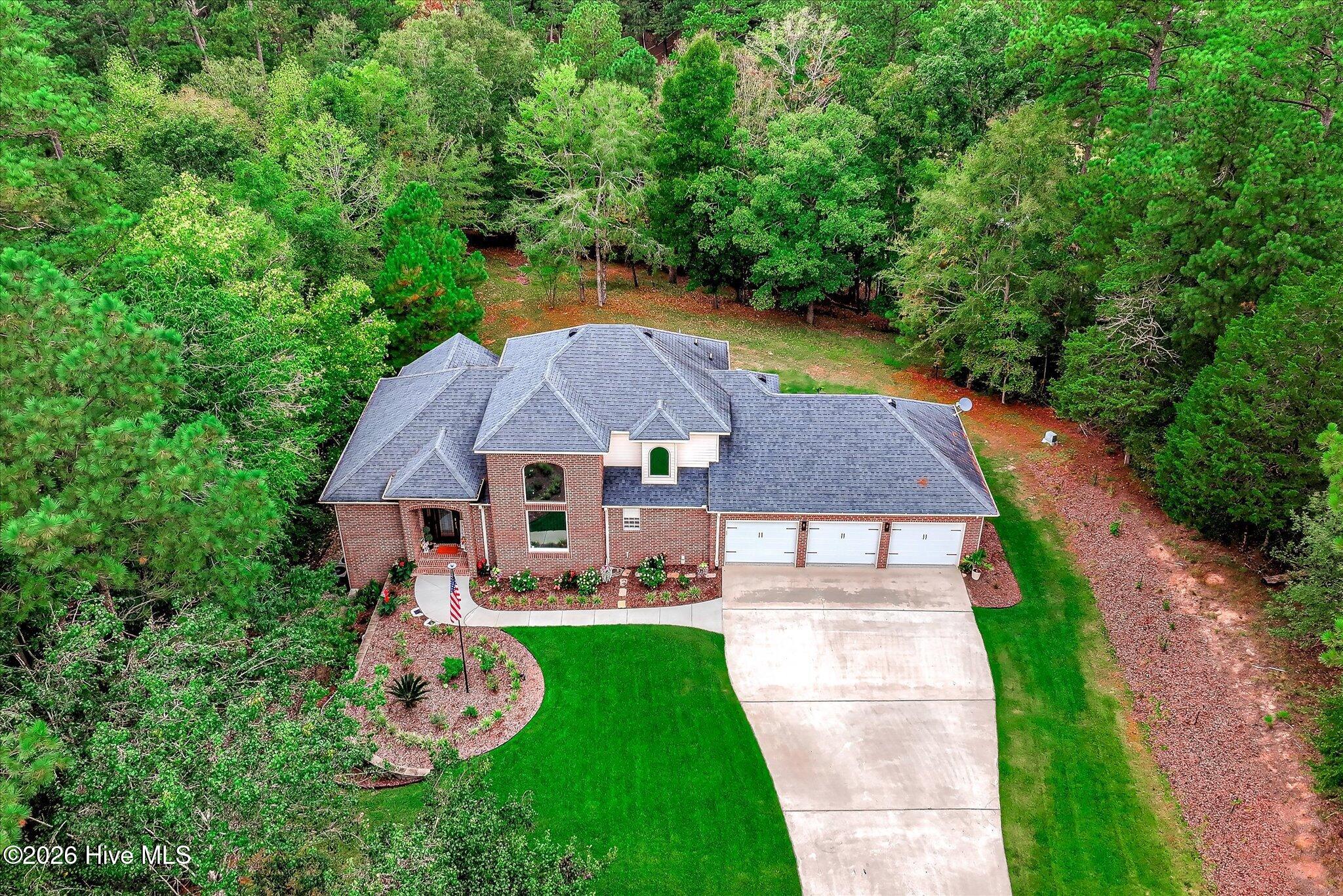 124 Waters Edge Drive Property Photo 47