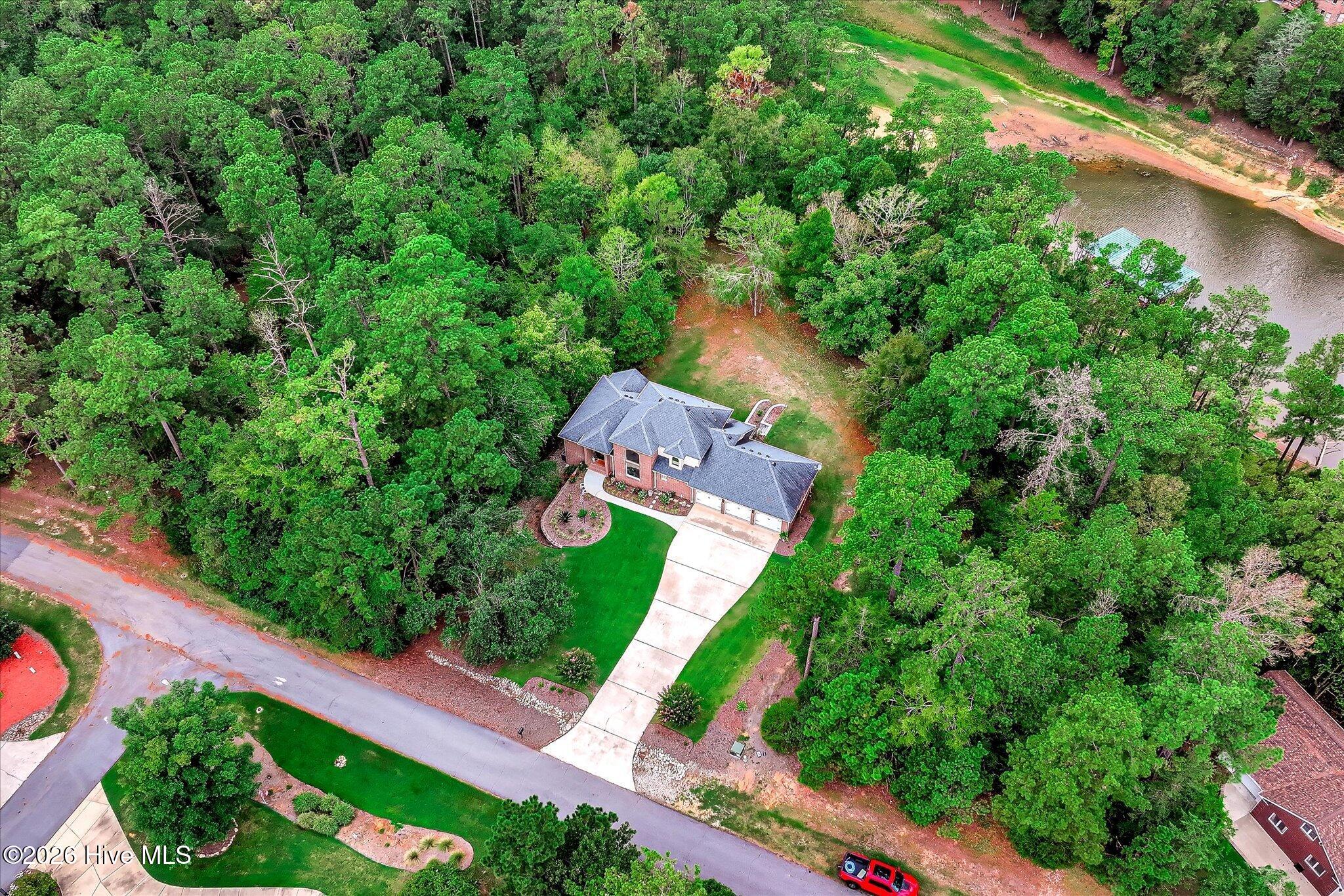 124 Waters Edge Drive Property Photo 51