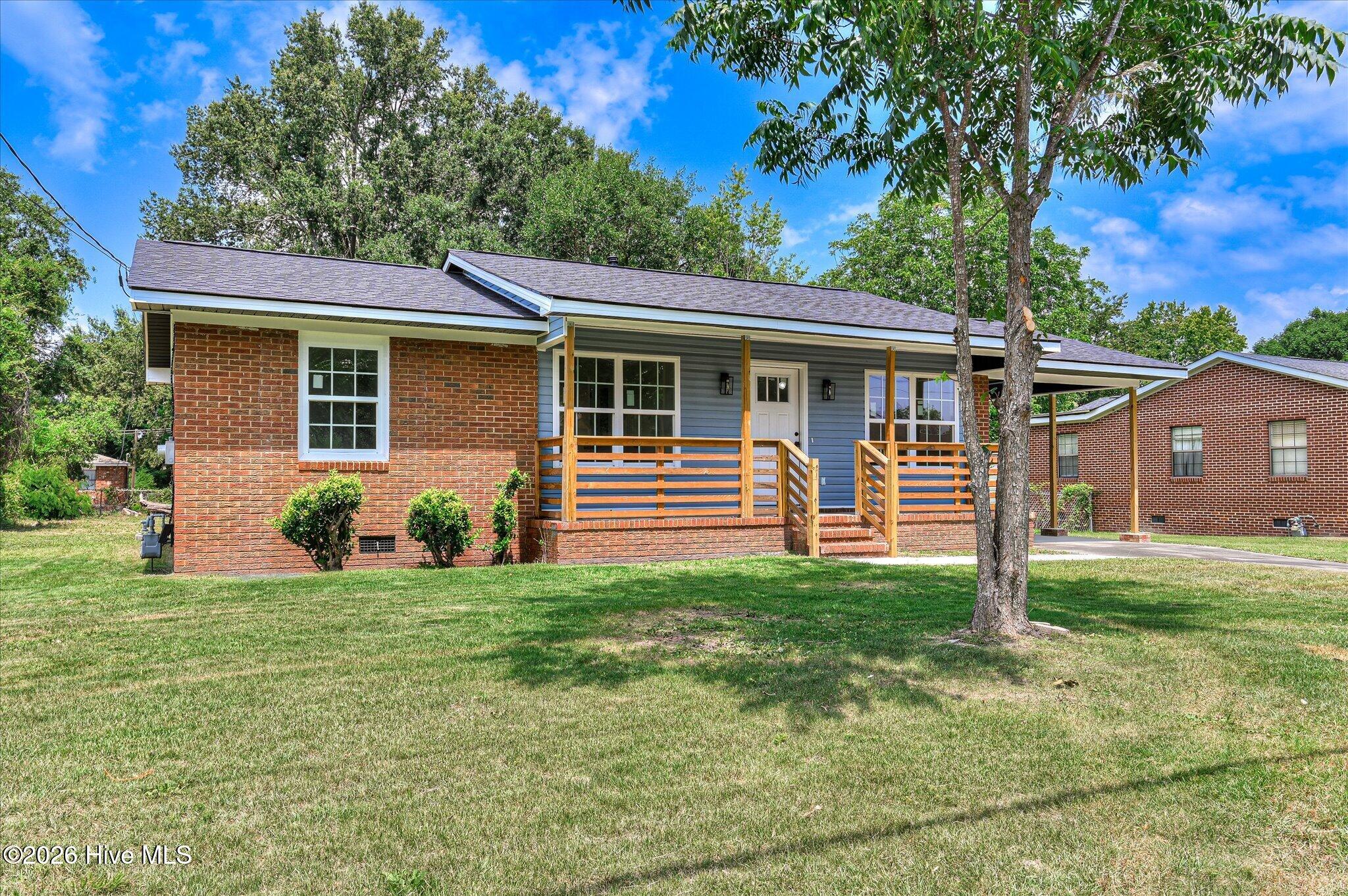 3215 Kevin Drive Property Photo 2