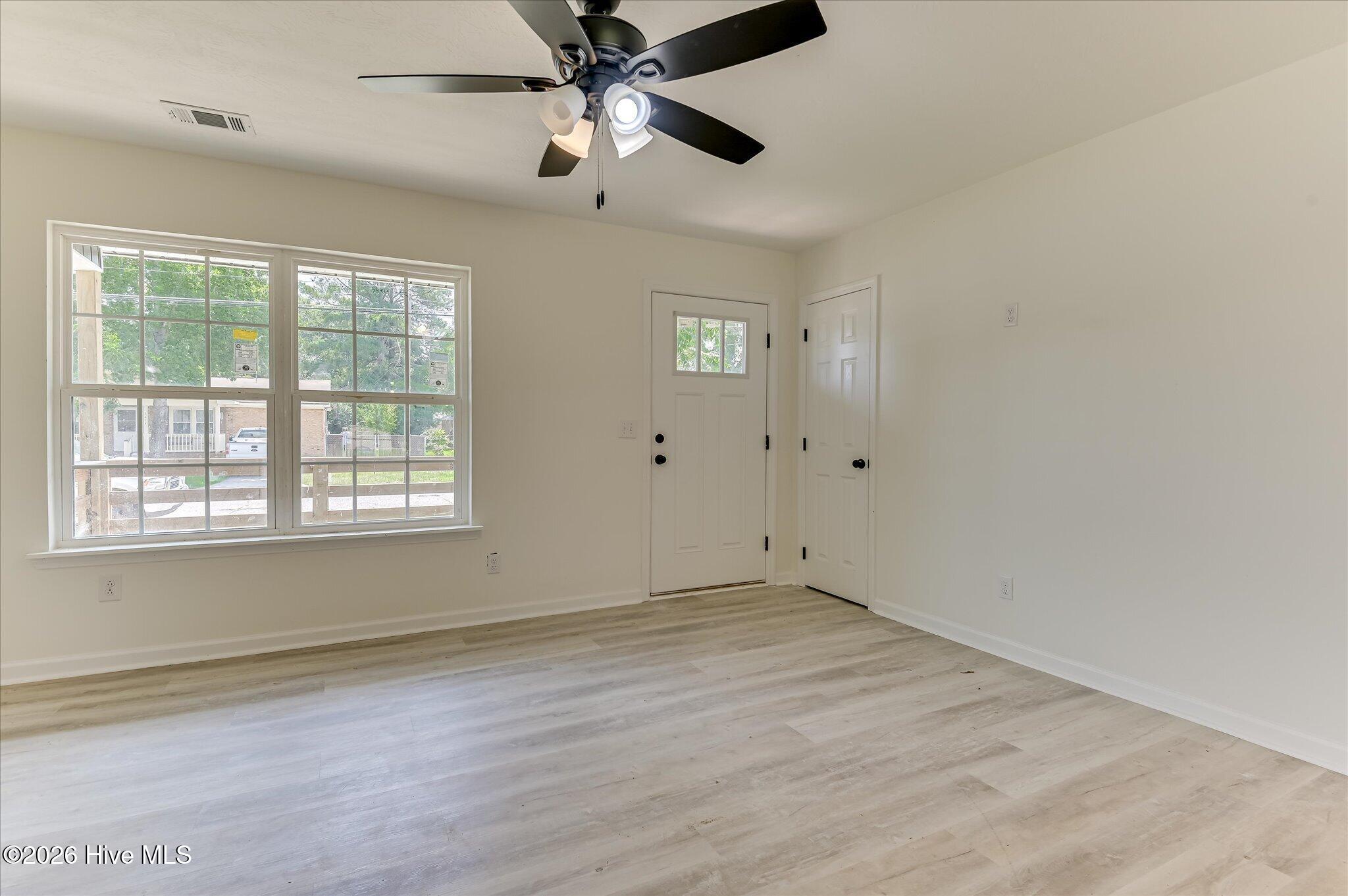 3215 Kevin Drive Property Photo 5