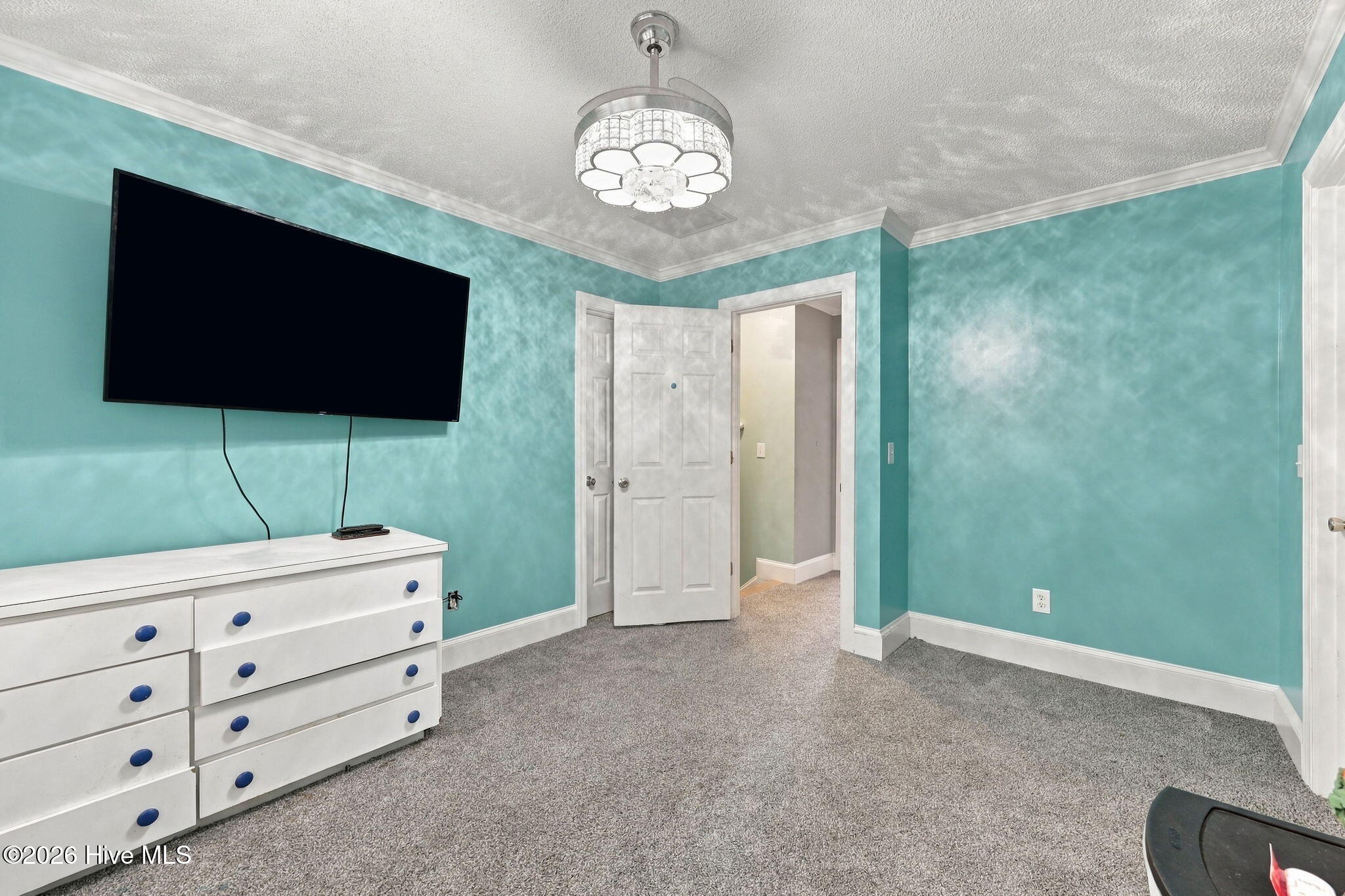 2204 Saddle Ridge Place Property Photo 15