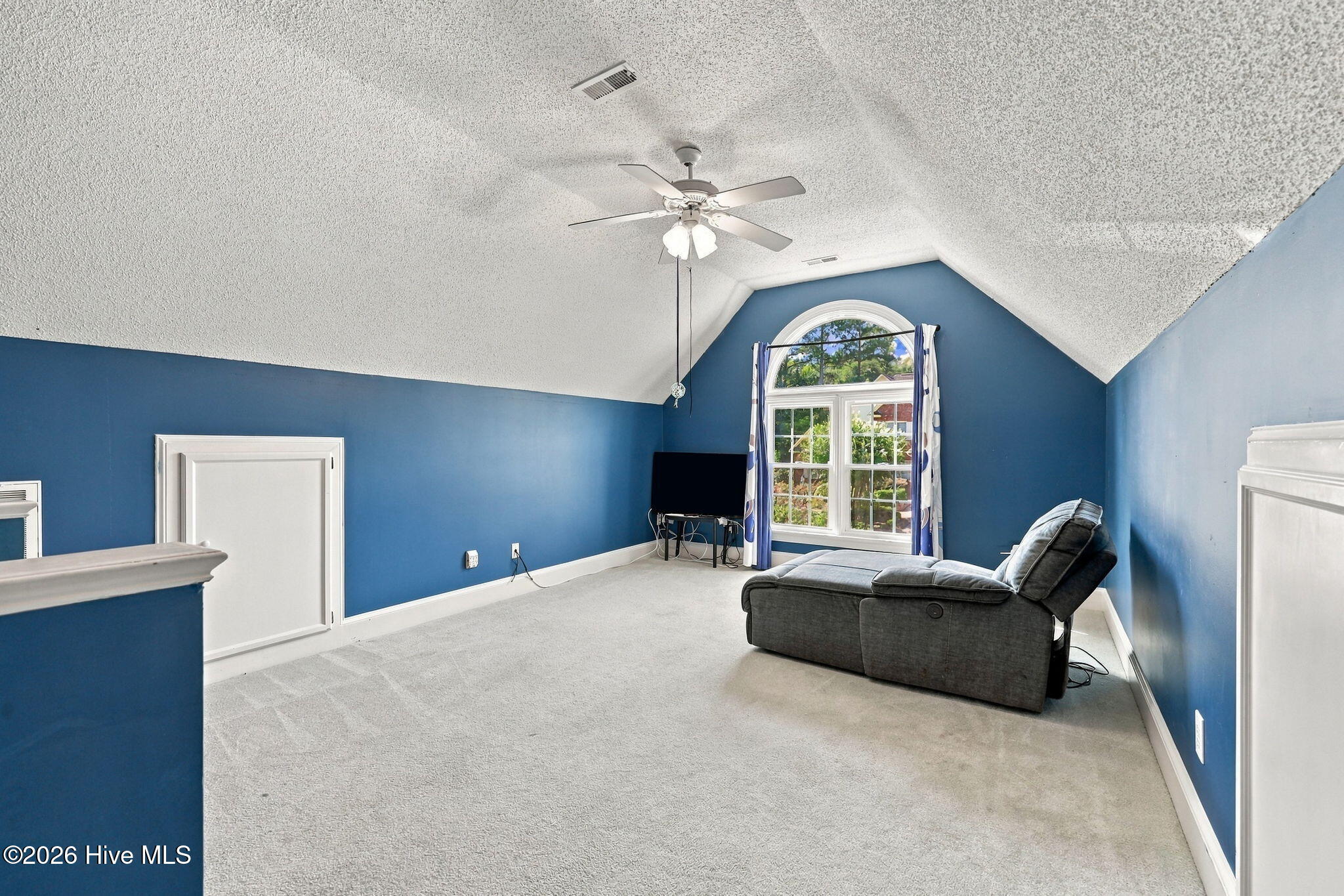 2204 Saddle Ridge Place Property Photo 18