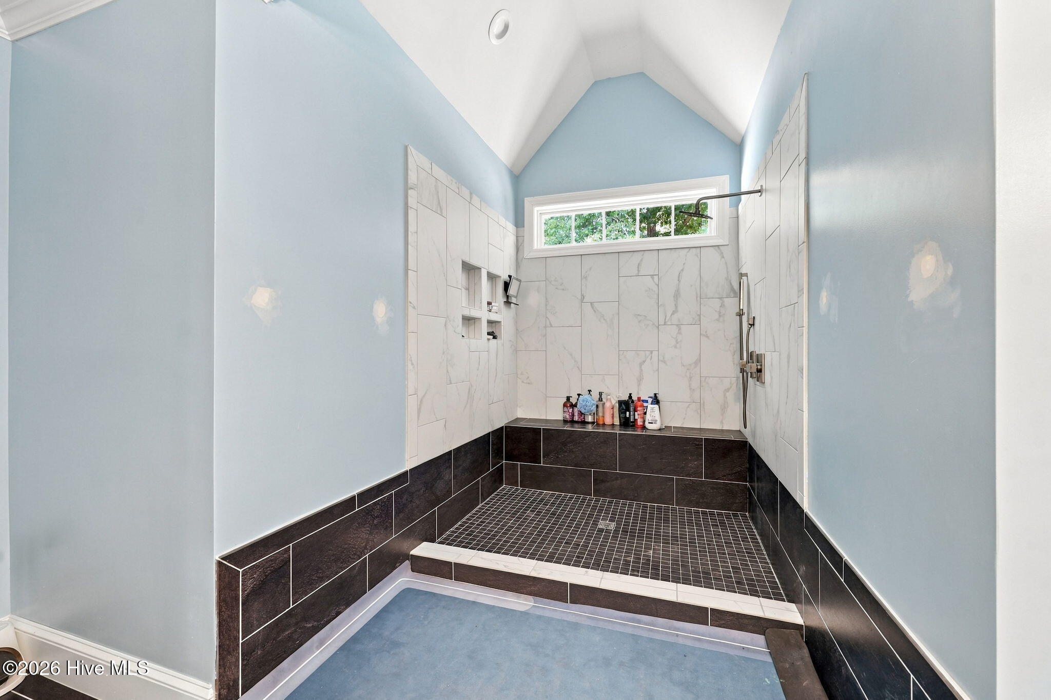 2204 Saddle Ridge Place Property Photo 20