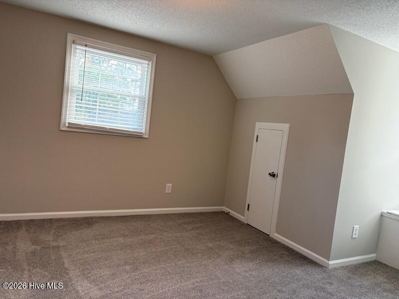 300 Westfield Drive Property Photo 15