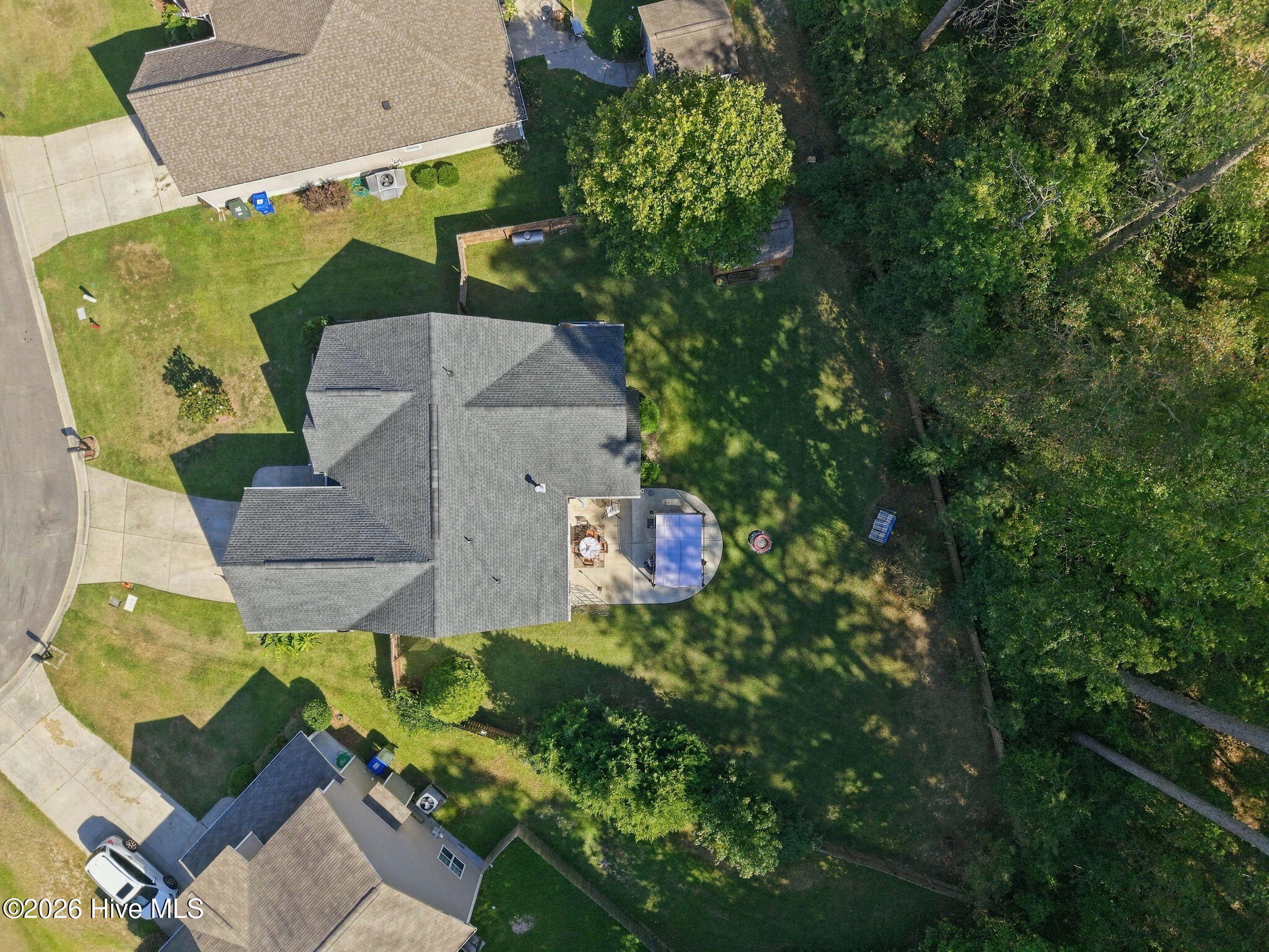 613 Rockland Drive Property Photo 3