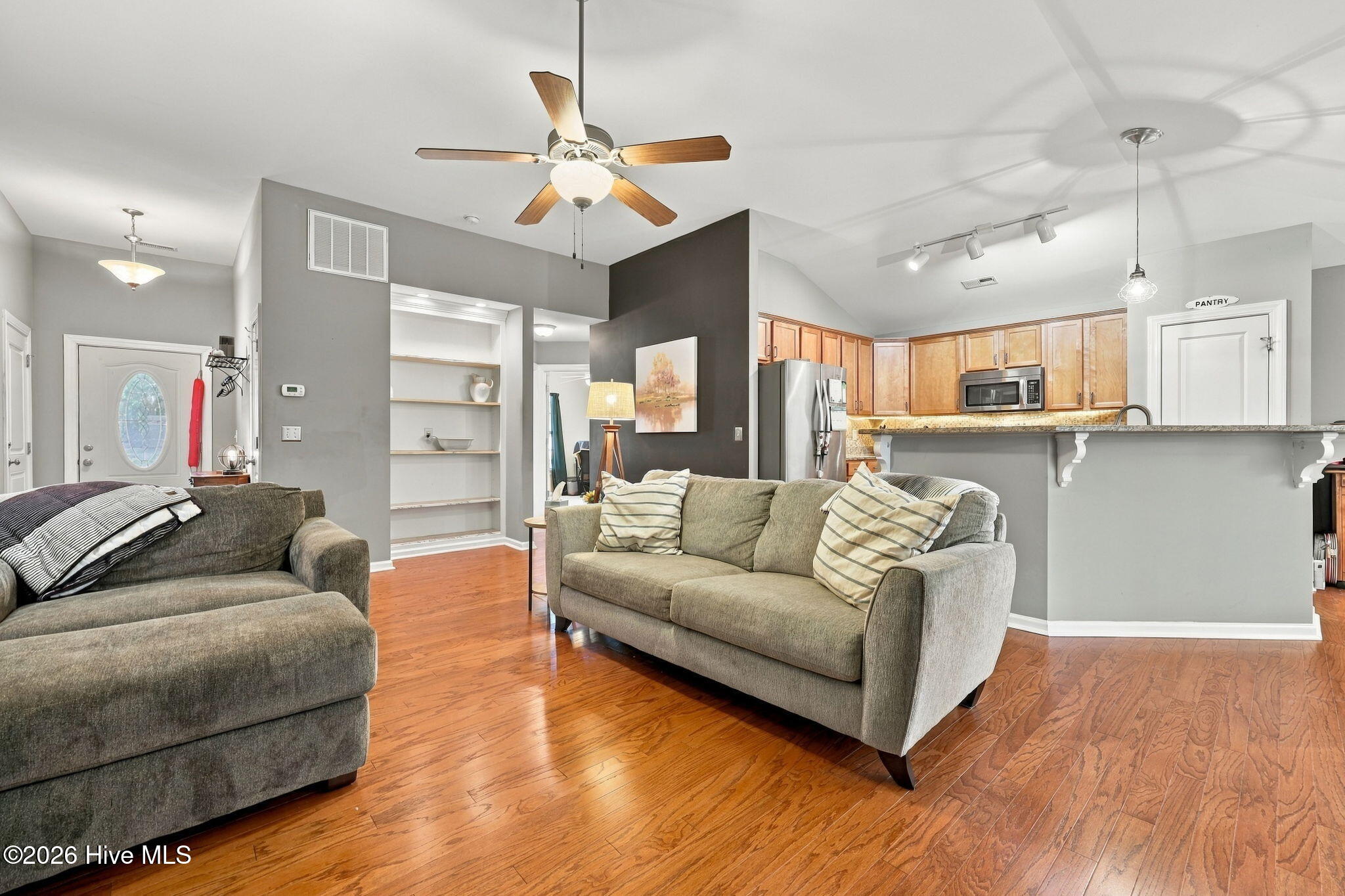 613 Rockland Drive Property Photo 12