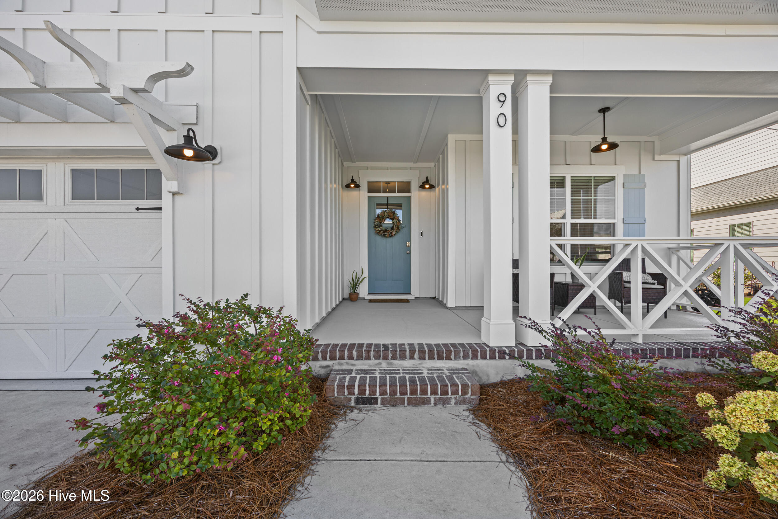 90 E Singing Avenue Property Photo 2