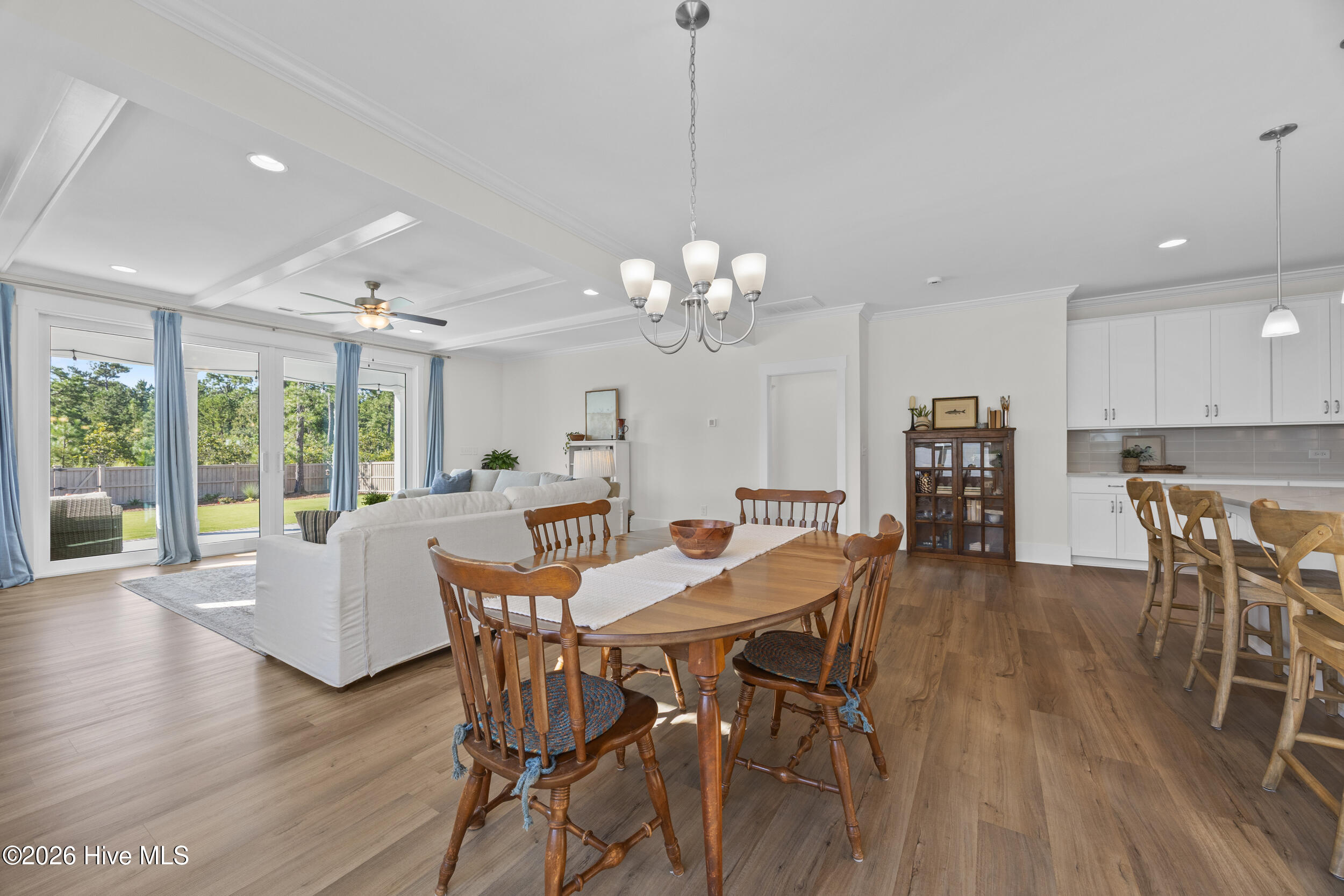90 E Singing Avenue Property Photo 18