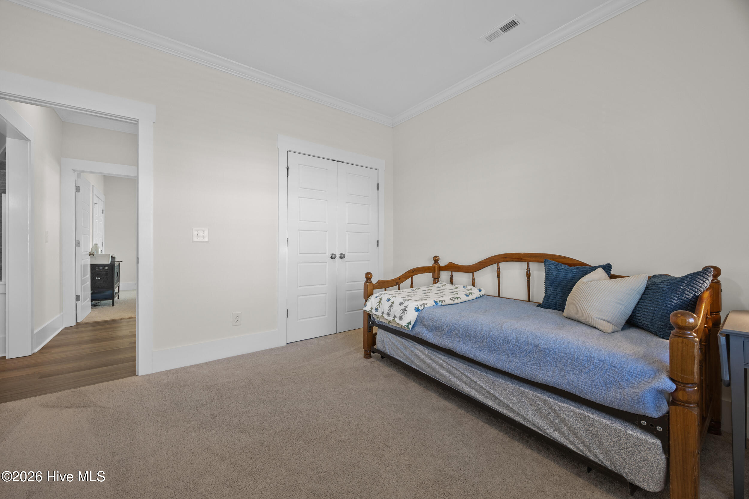90 E Singing Avenue Property Photo 32