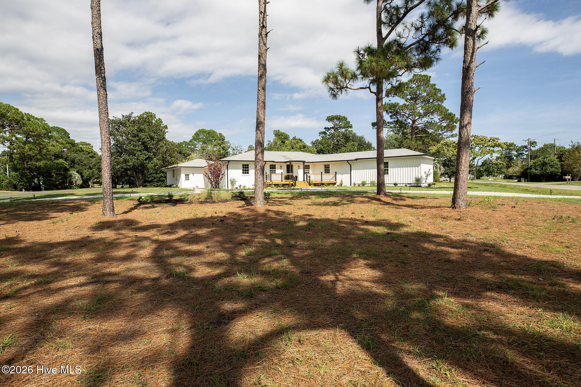 701 Pine Valley Drive Property Photo 6
