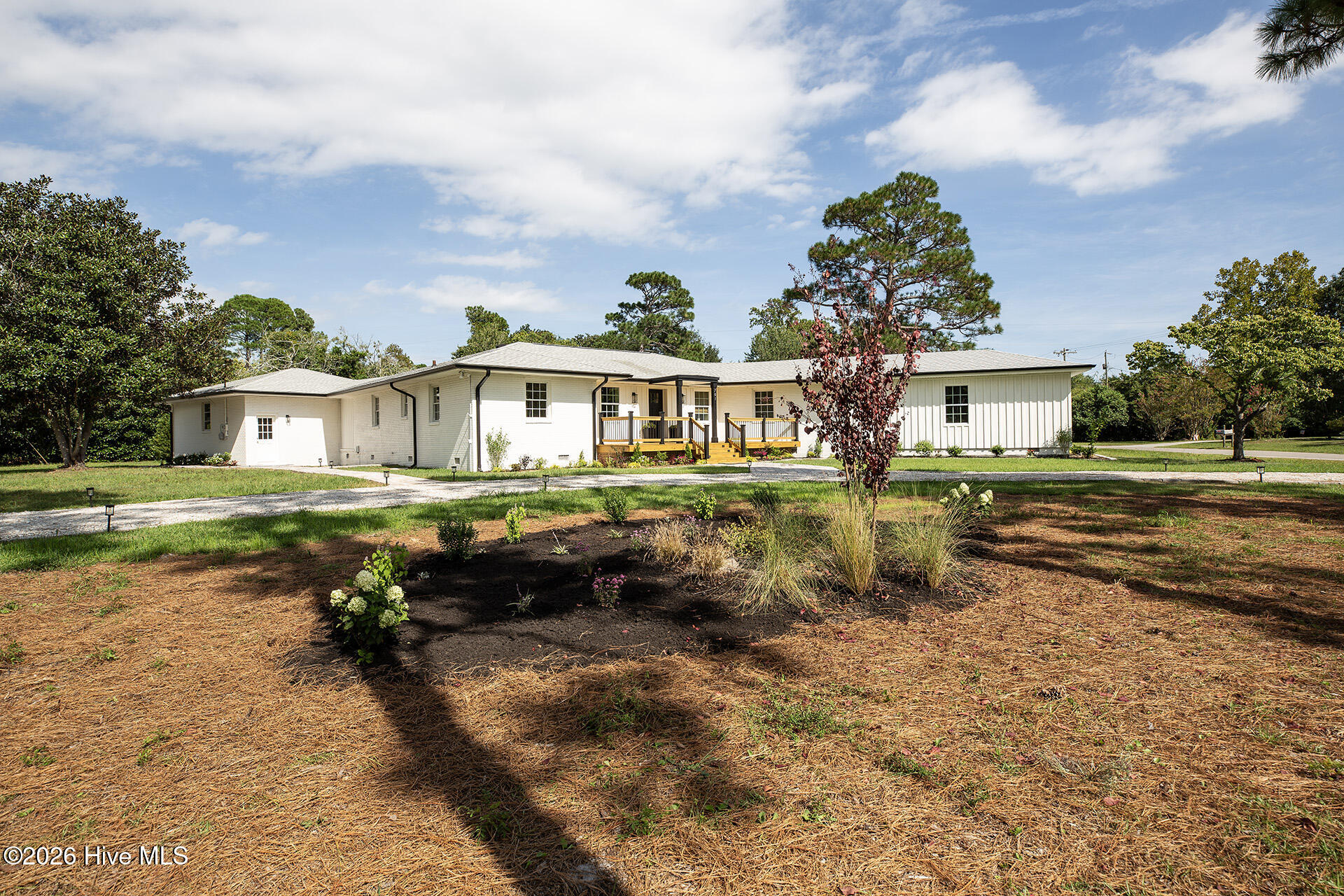 701 Pine Valley Drive Property Photo 8