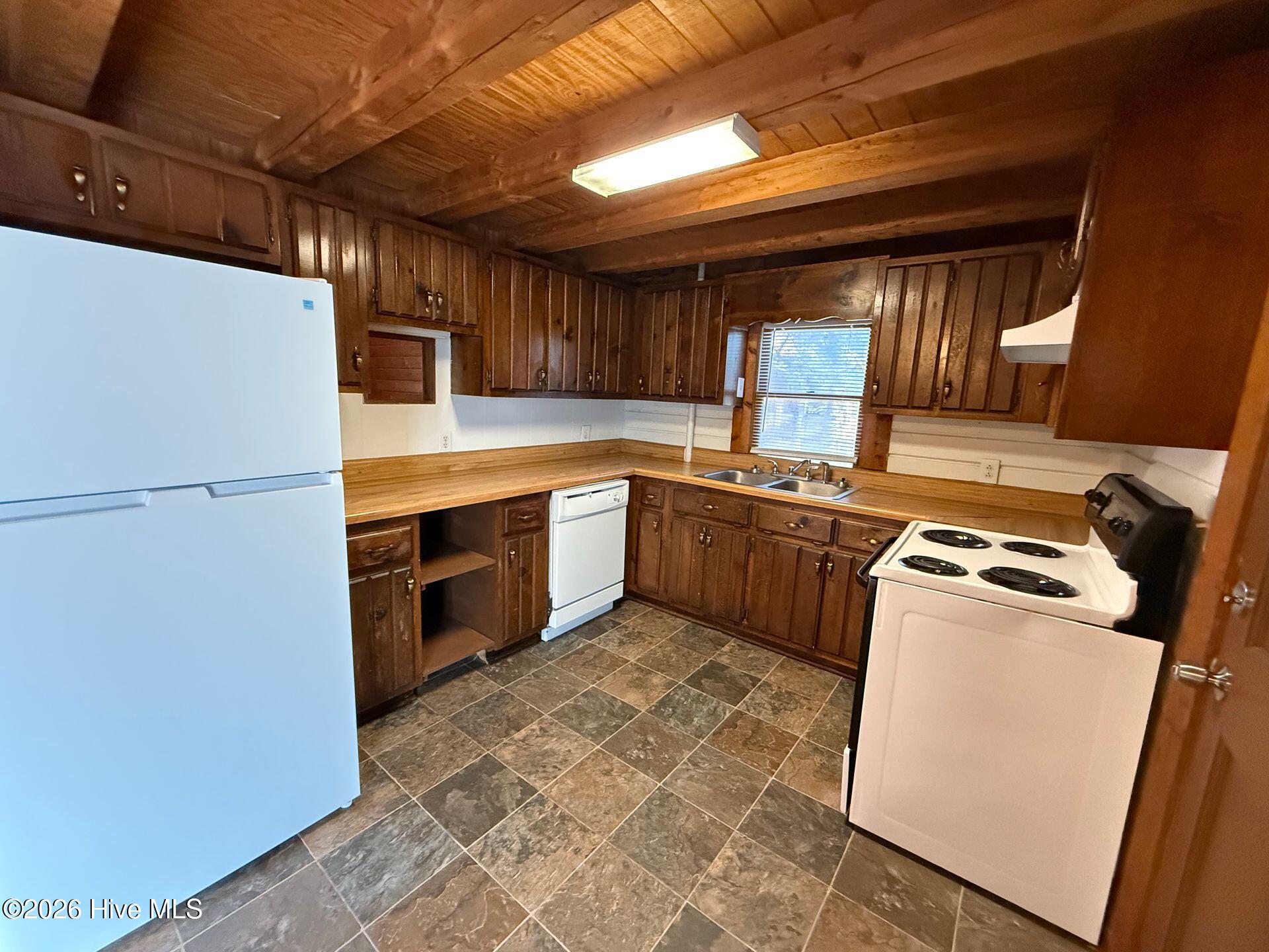 553 Nc 172 Property Photo 8