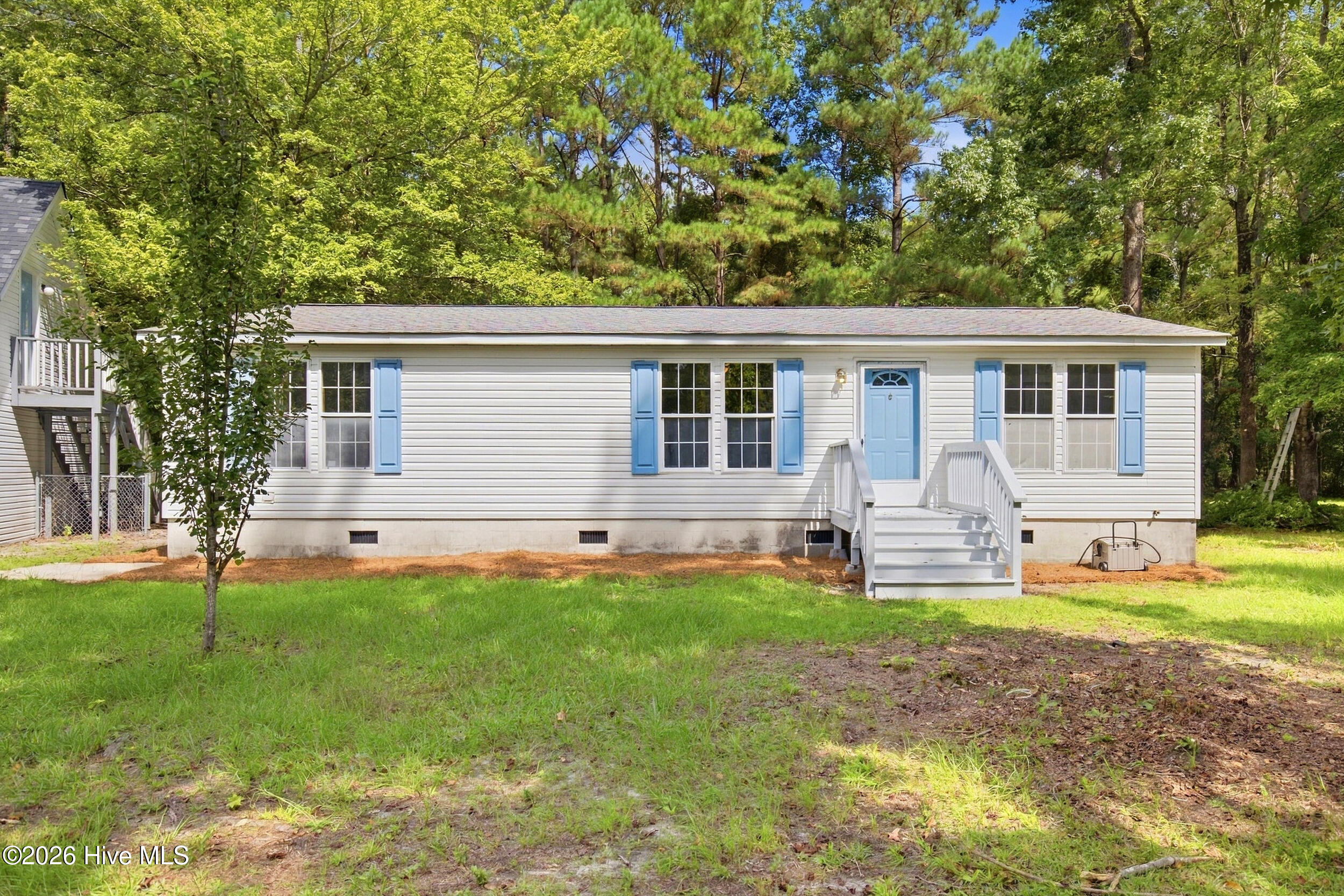 38 Thompson Court Property Photo 1