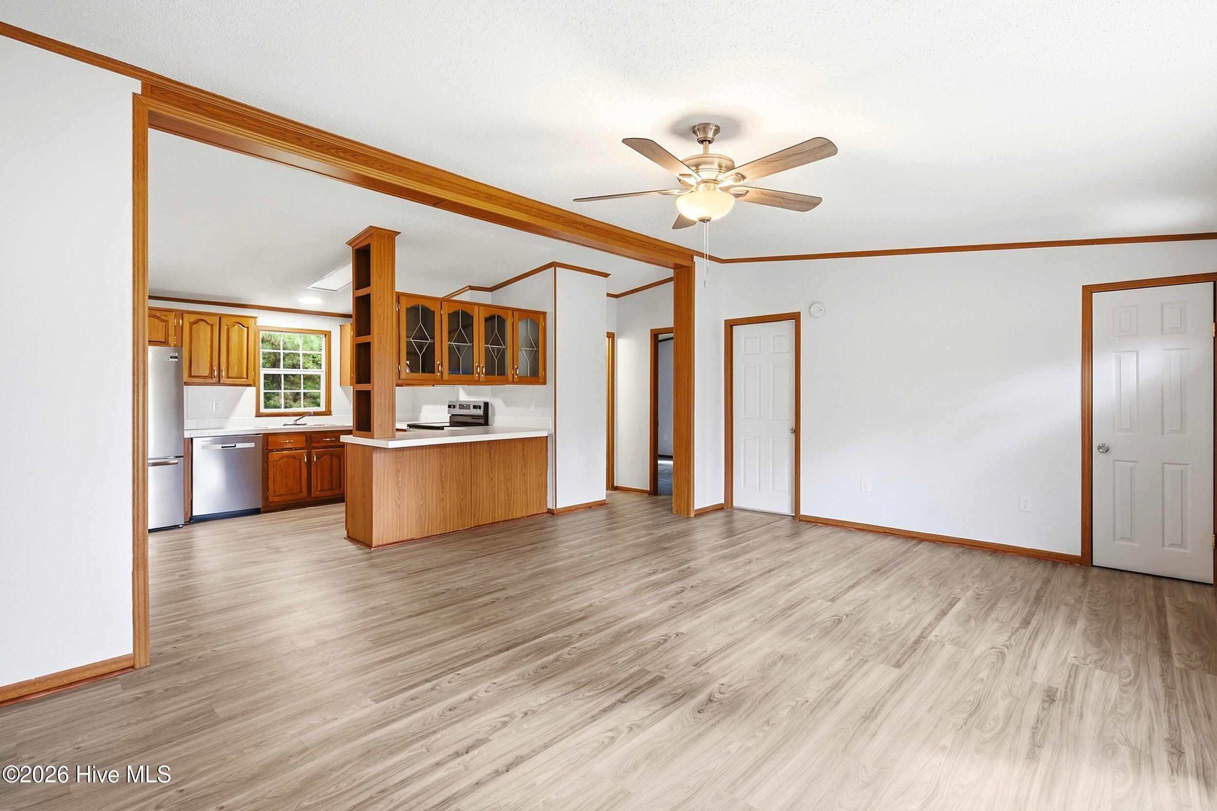 38 Thompson Court Property Photo 8
