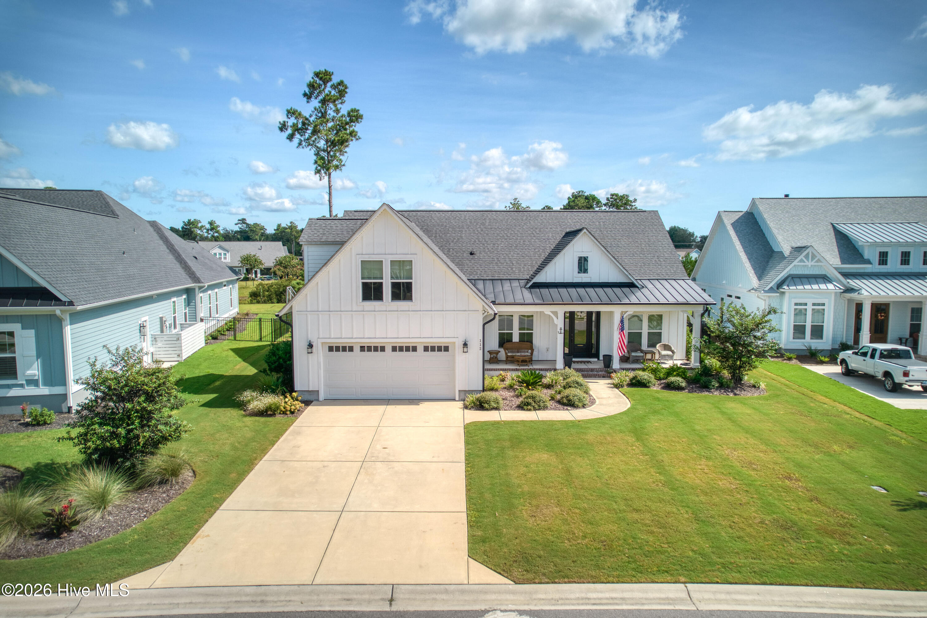 112 W Keel Drive Property Photo 2