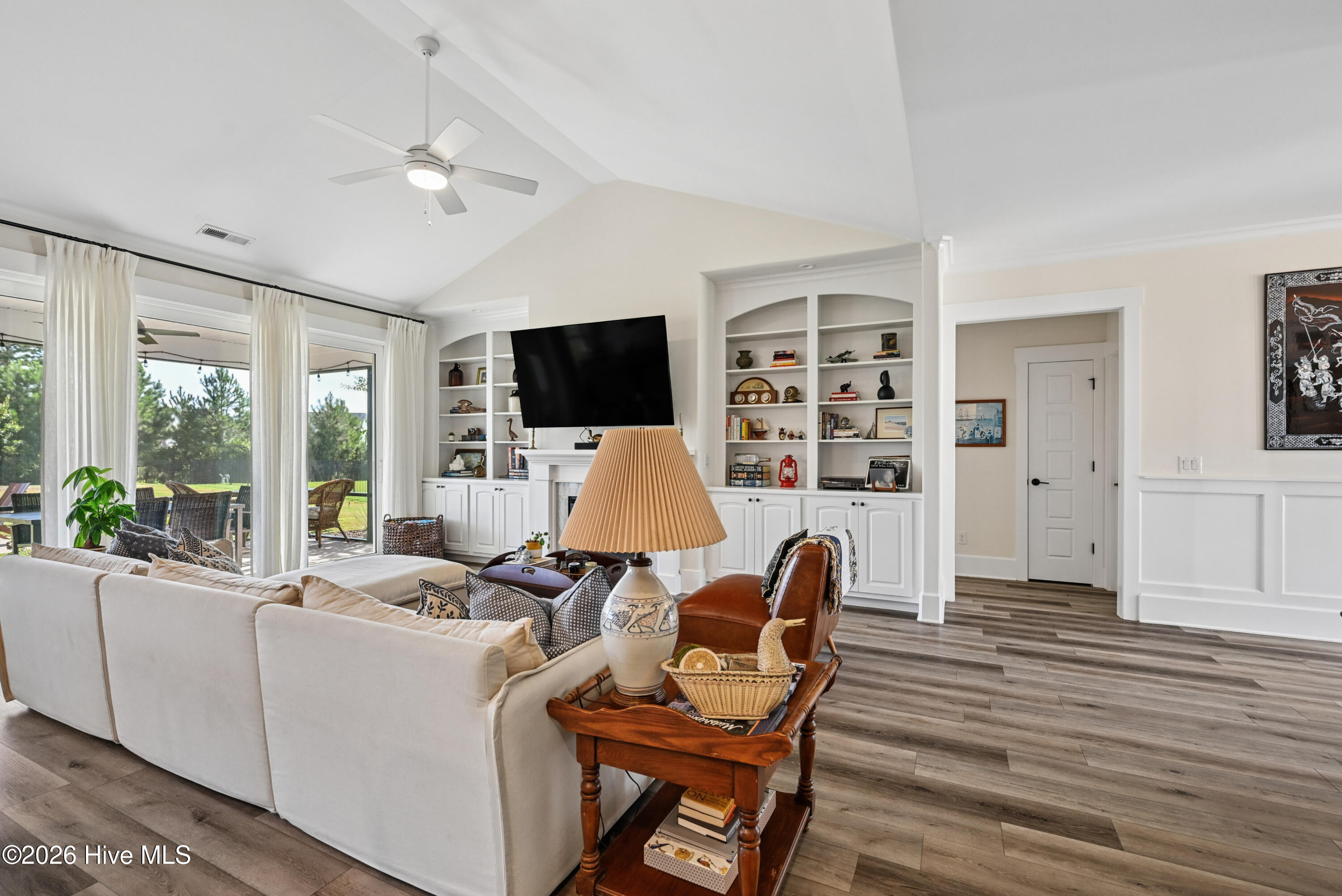 112 W Keel Drive Property Photo 4