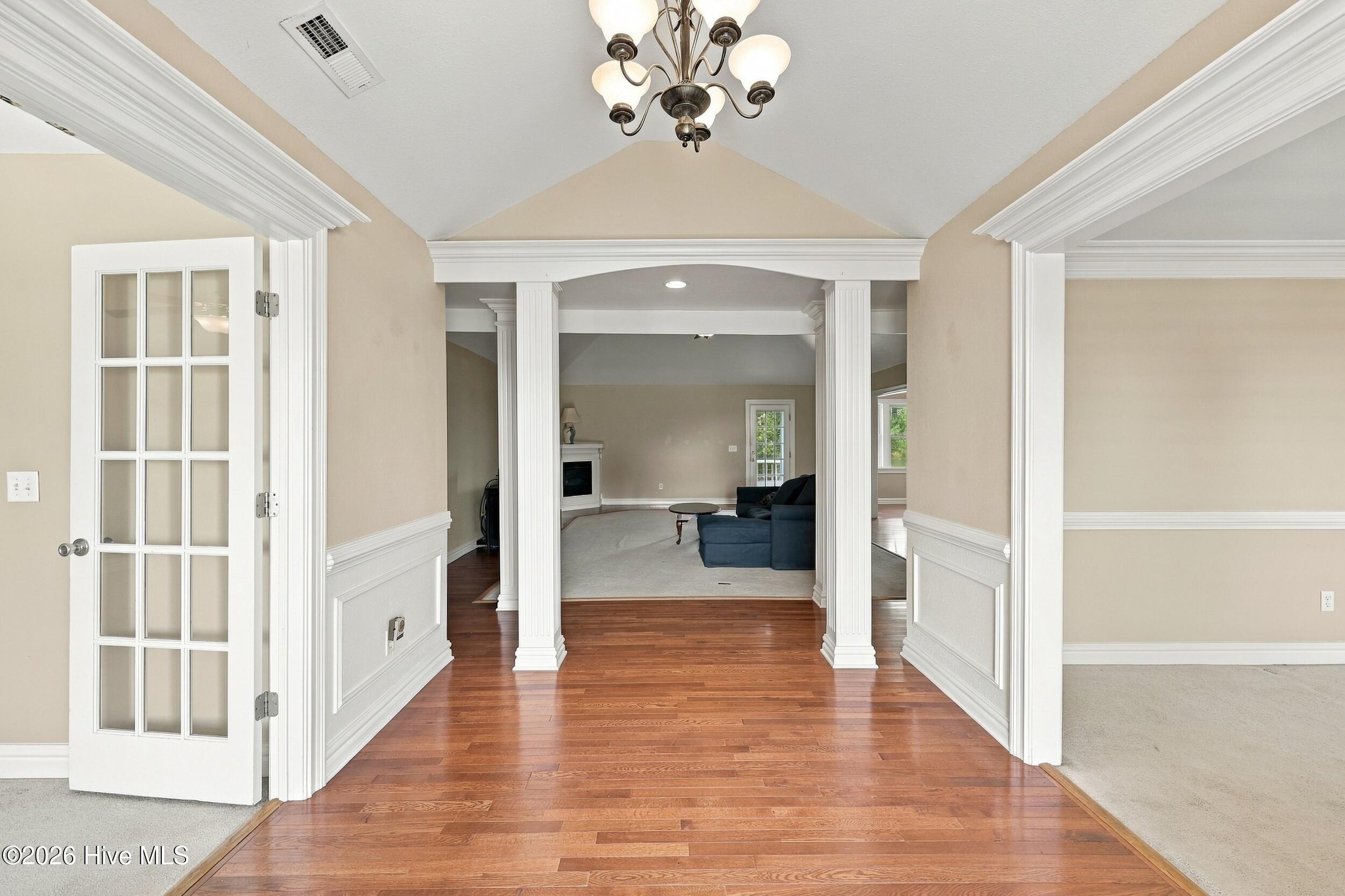 124 Camden Avenue Property Photo 11