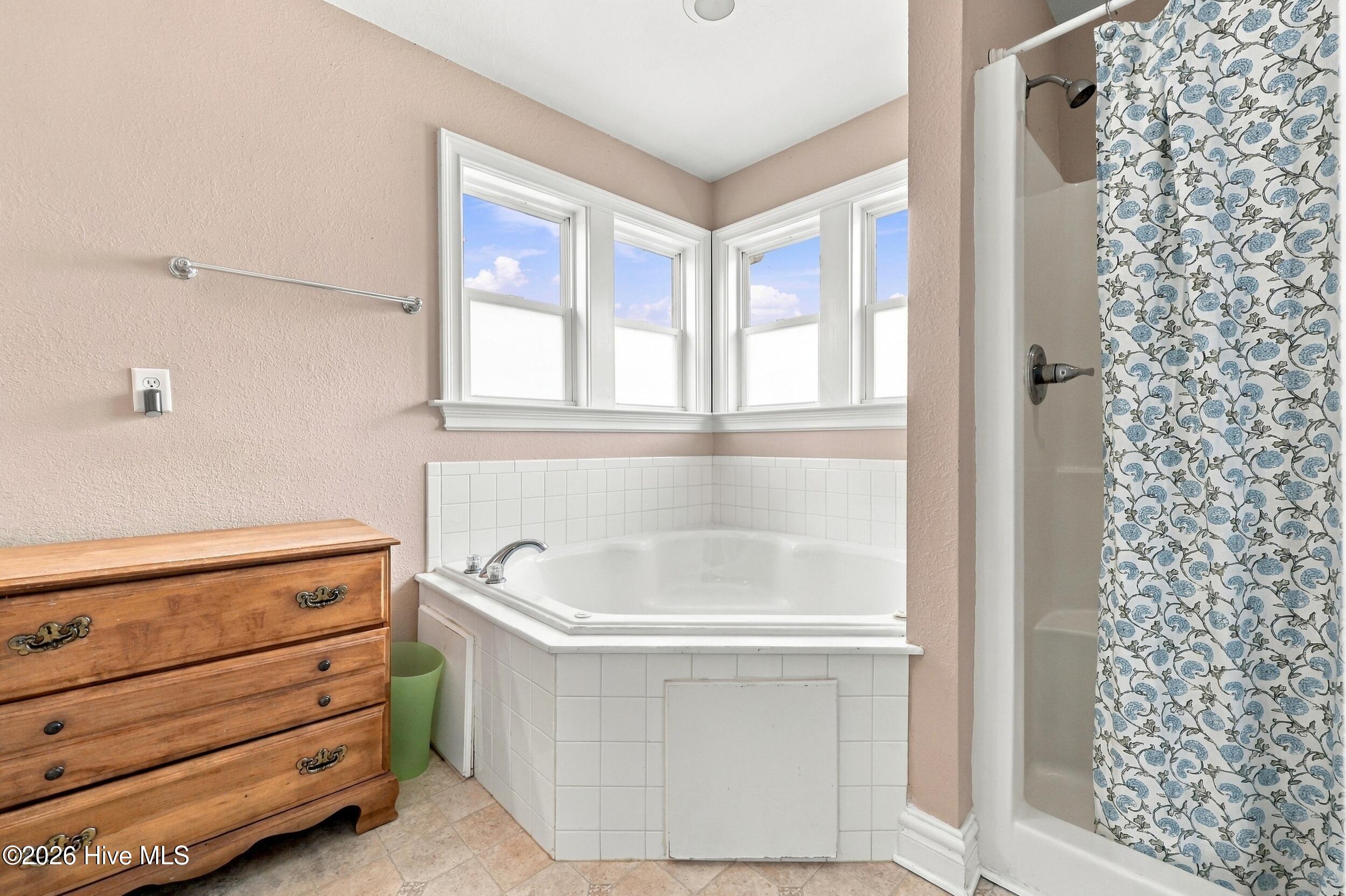 124 Camden Avenue Property Photo 34
