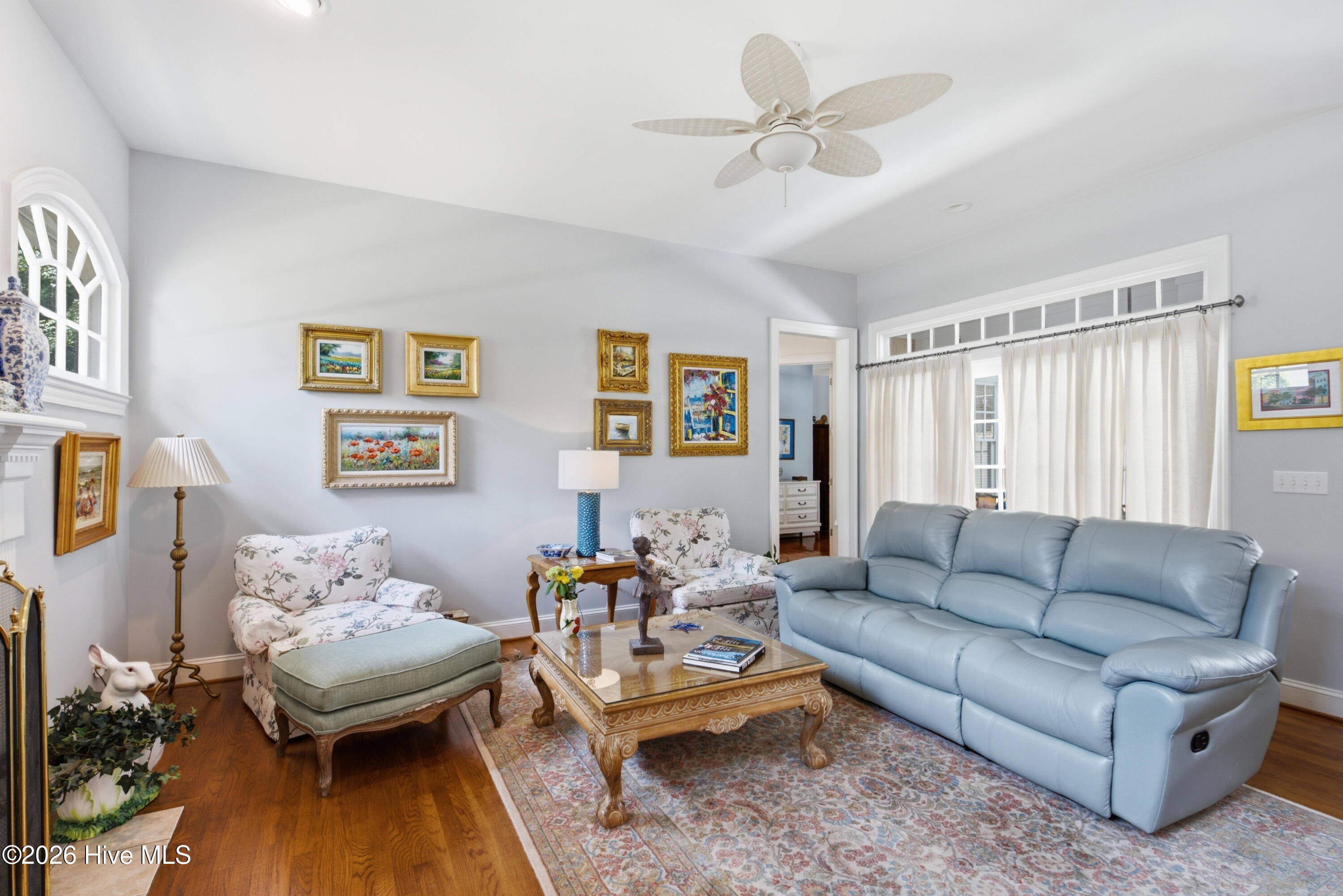 1109 Congressional Lane Property Photo 18