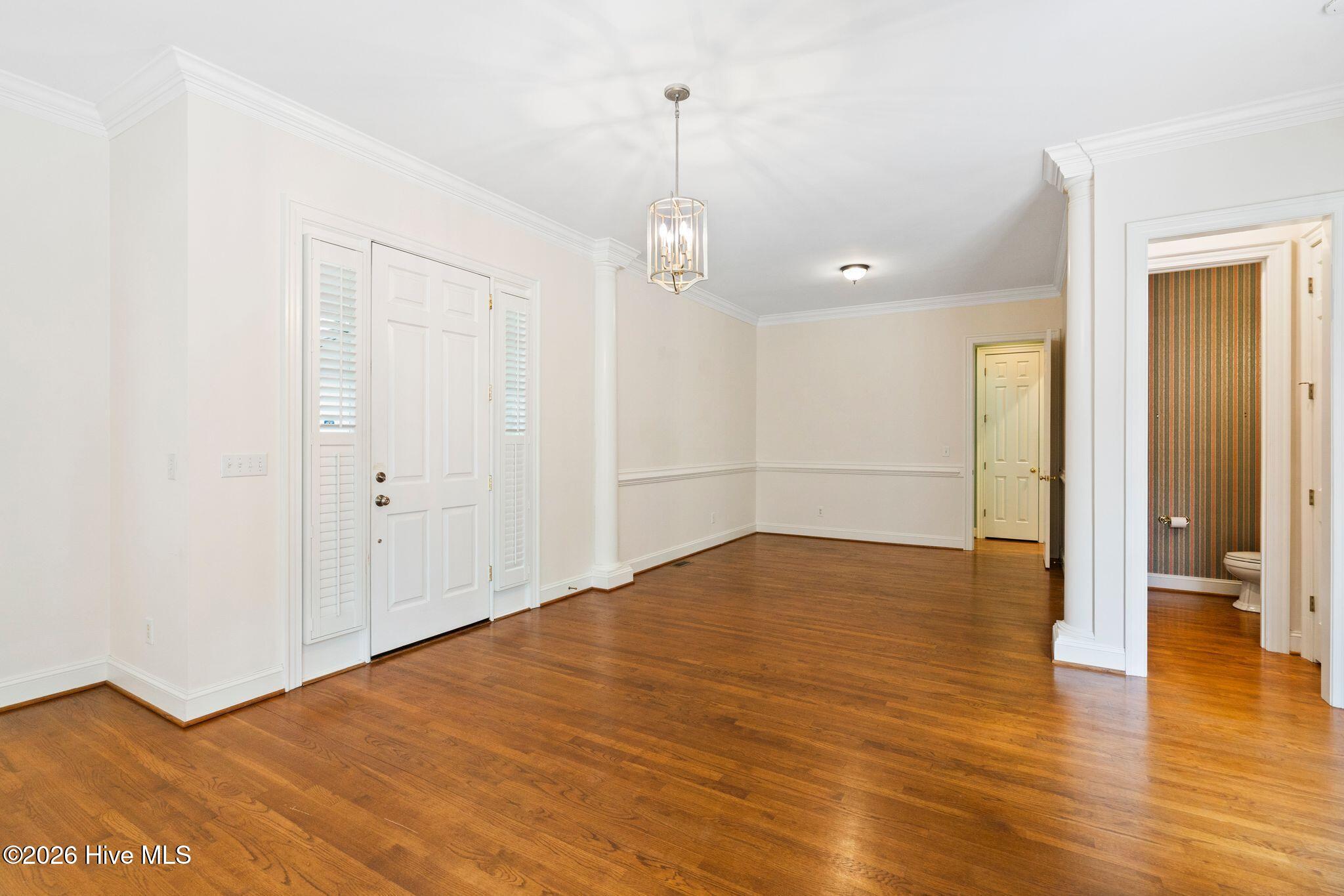 1109 Congressional Lane Property Photo 23