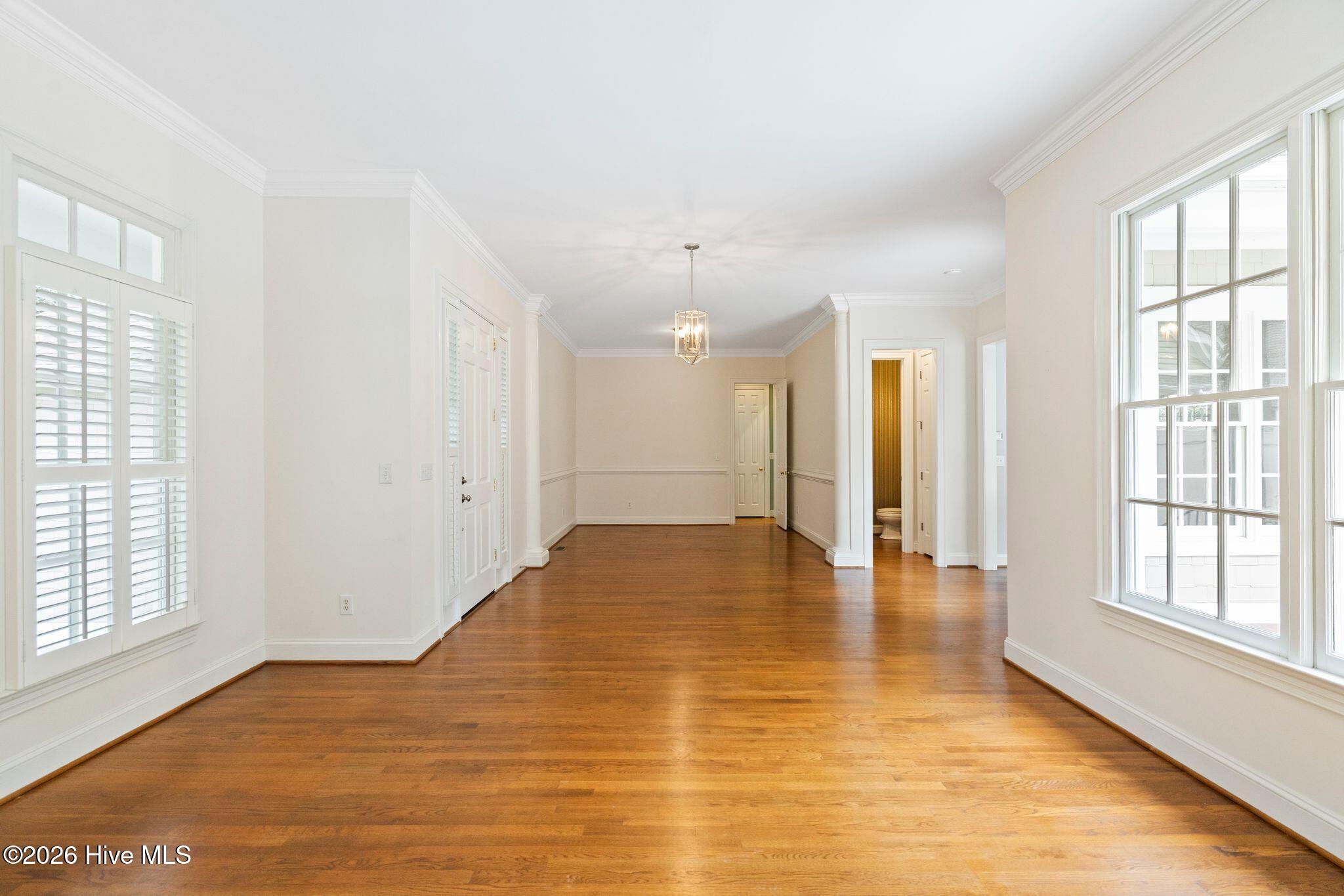 1109 Congressional Lane Property Photo 26