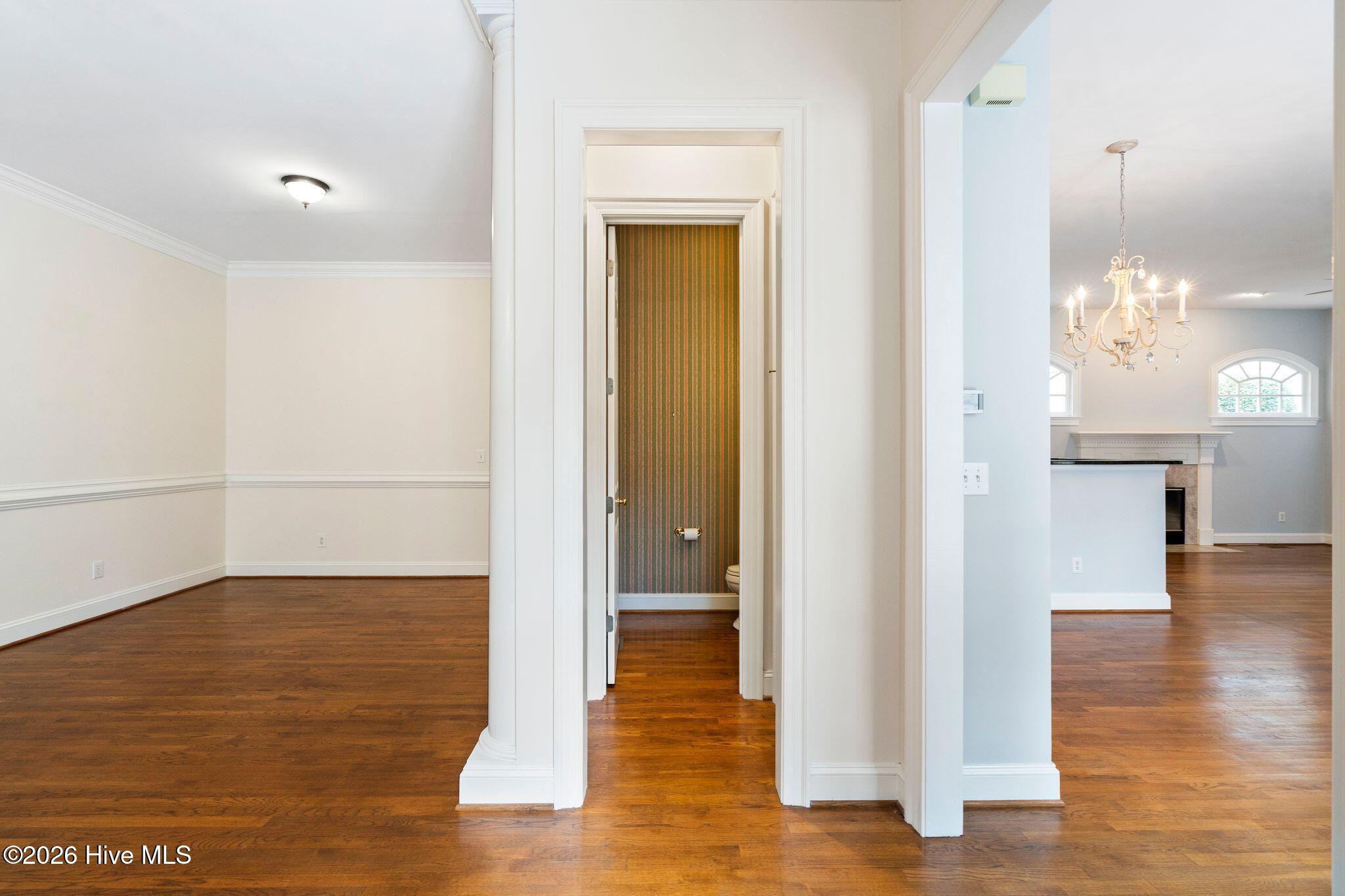 1109 Congressional Lane Property Photo 30