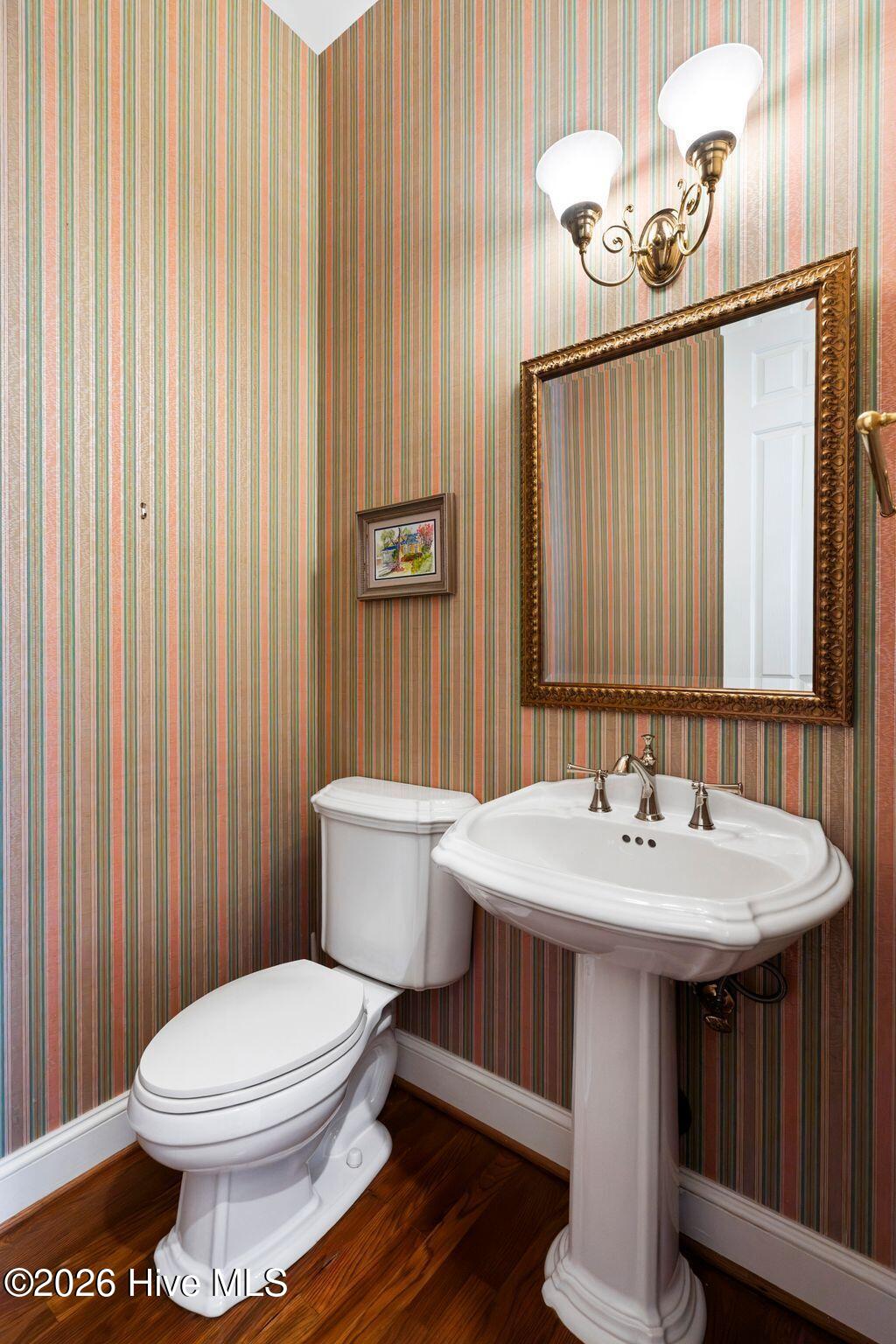 1109 Congressional Lane Property Photo 31