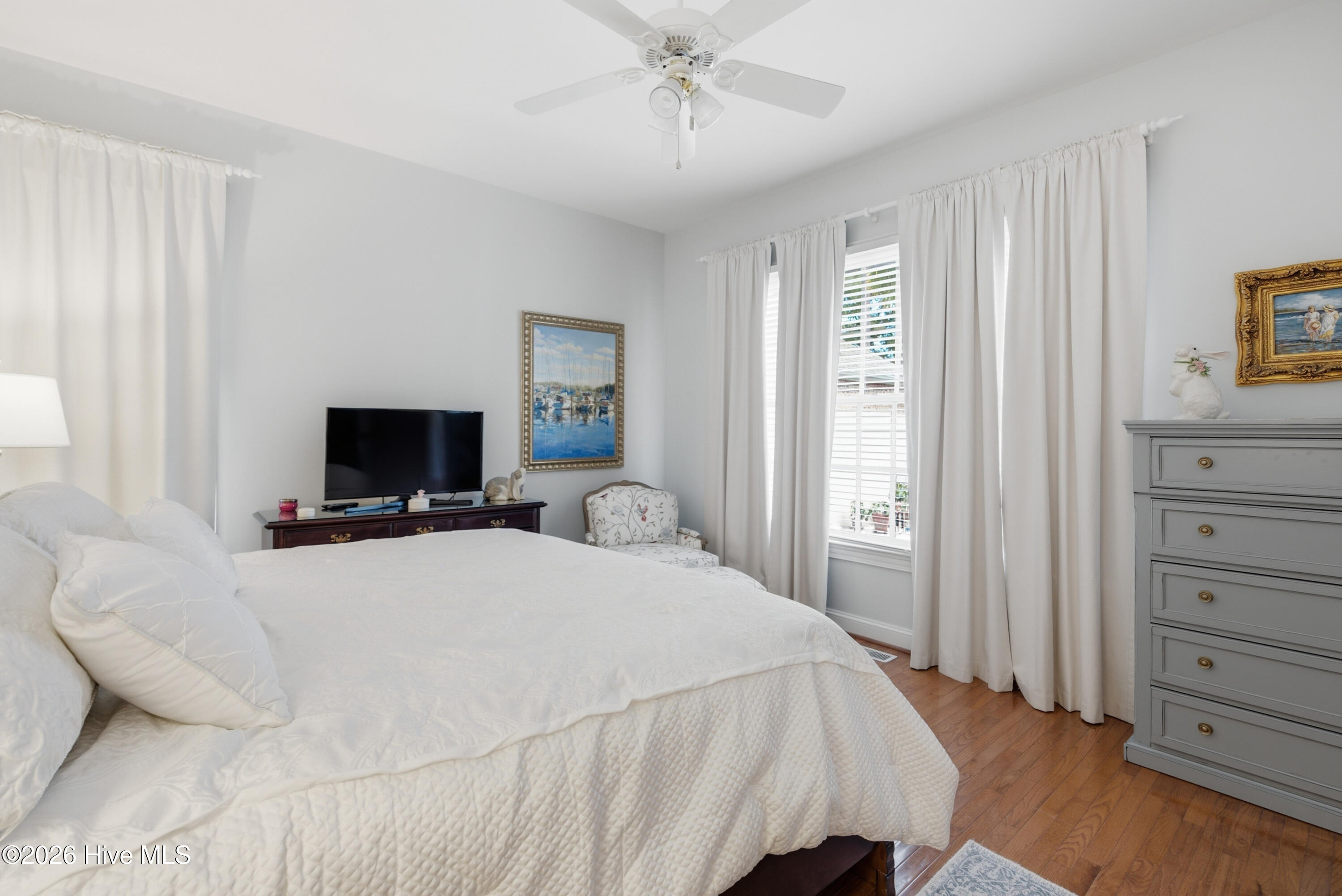 1109 Congressional Lane Property Photo 35