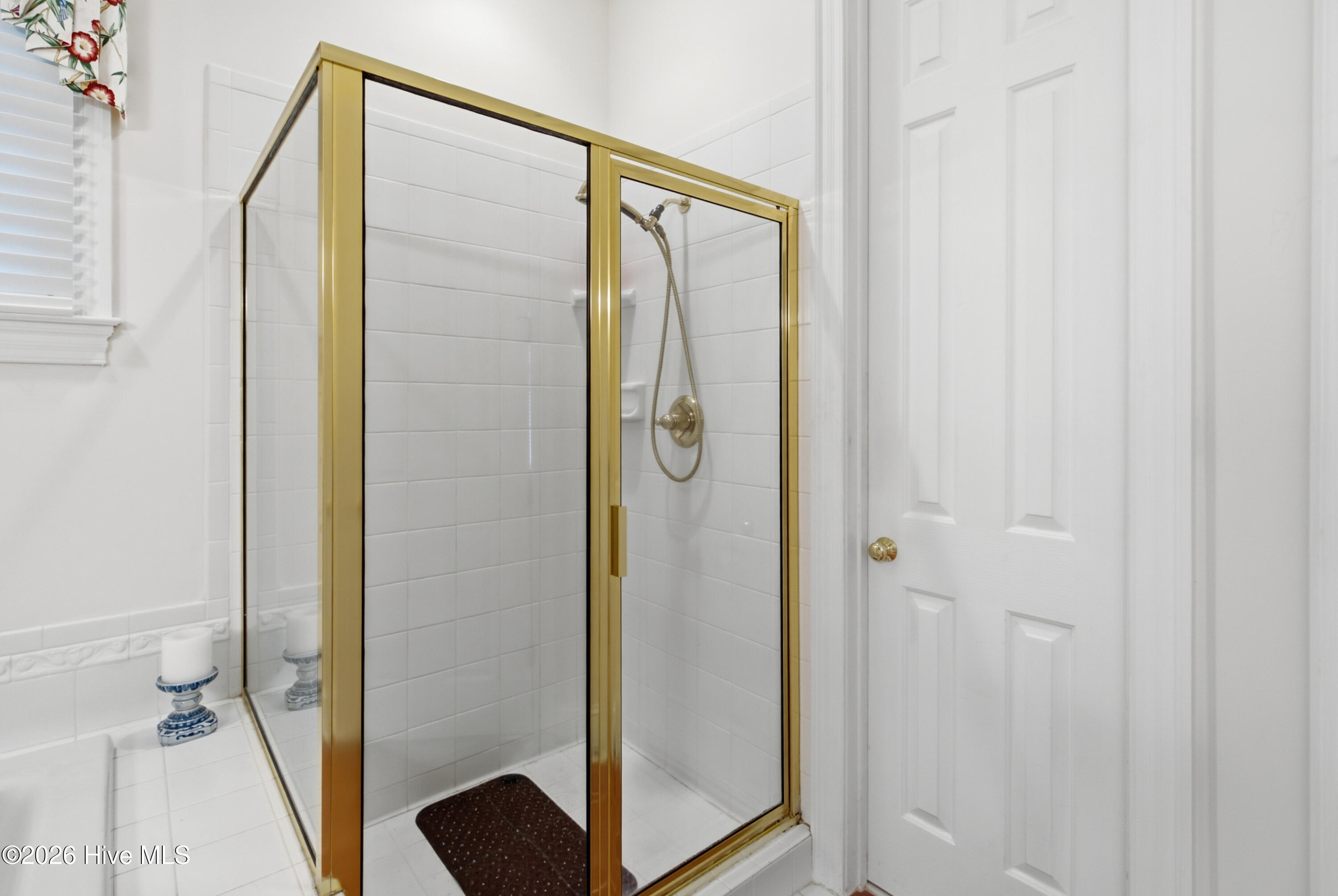 1109 Congressional Lane Property Photo 38