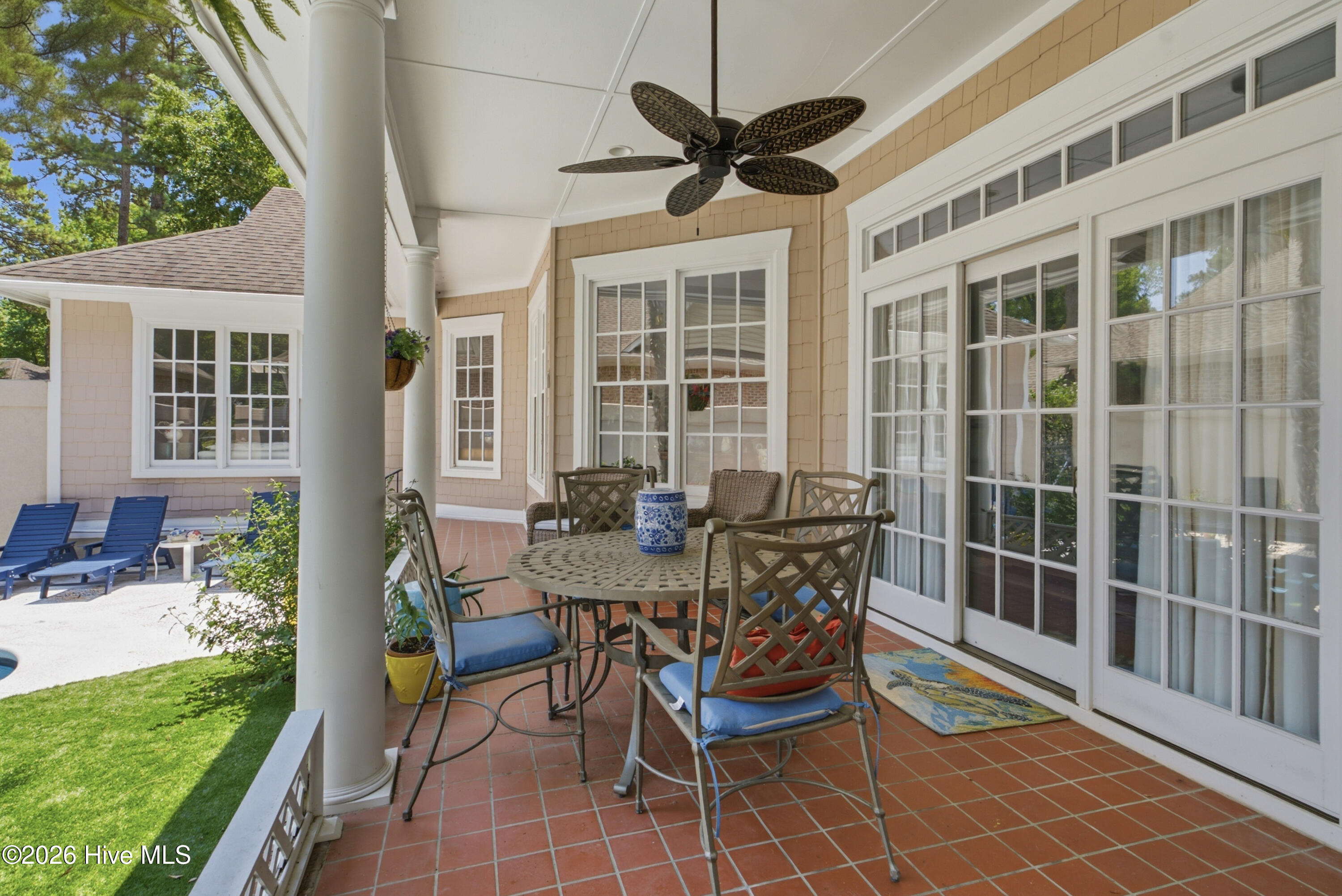 1109 Congressional Lane Property Photo 41