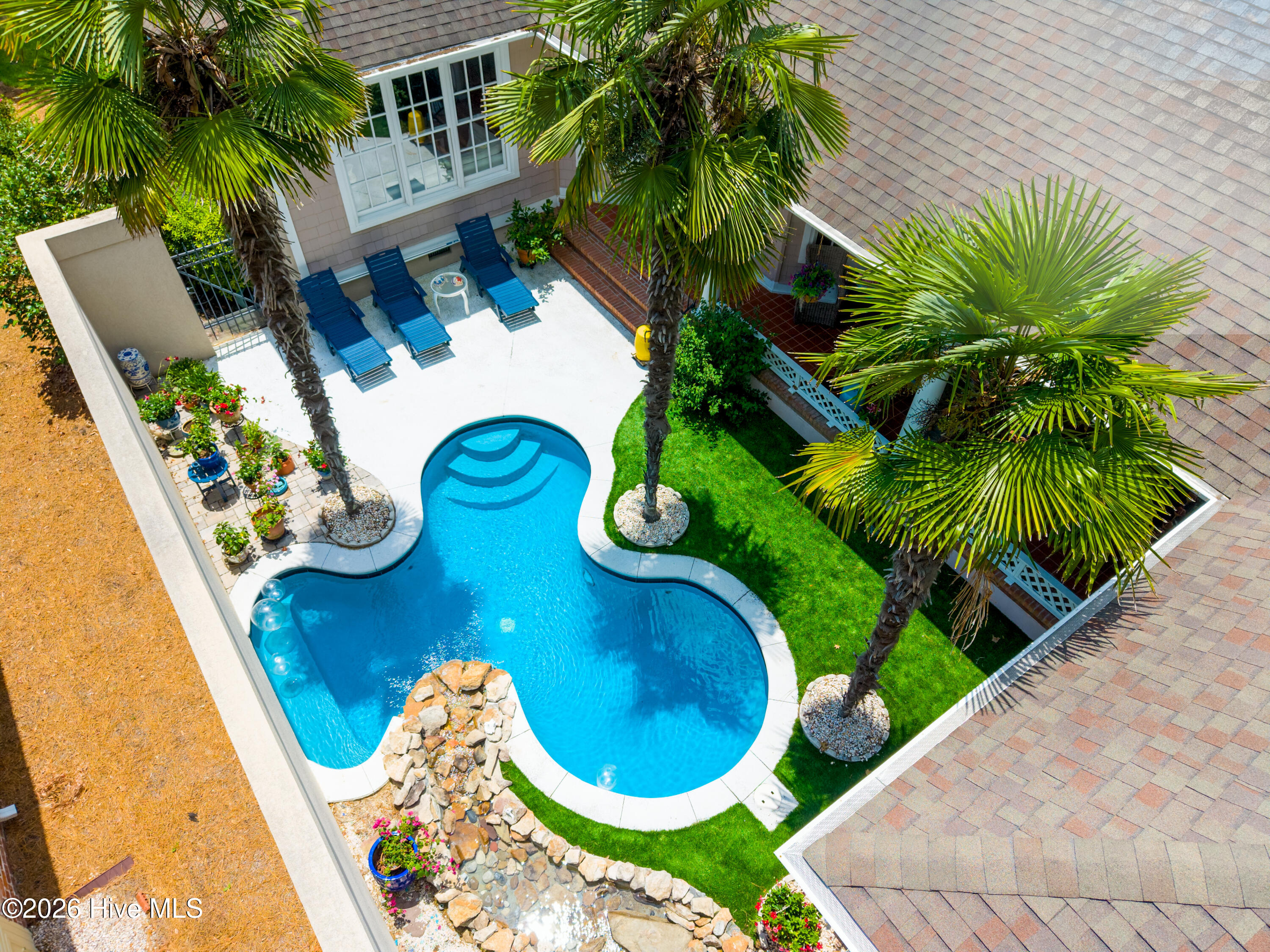 1109 Congressional Lane Property Photo 44