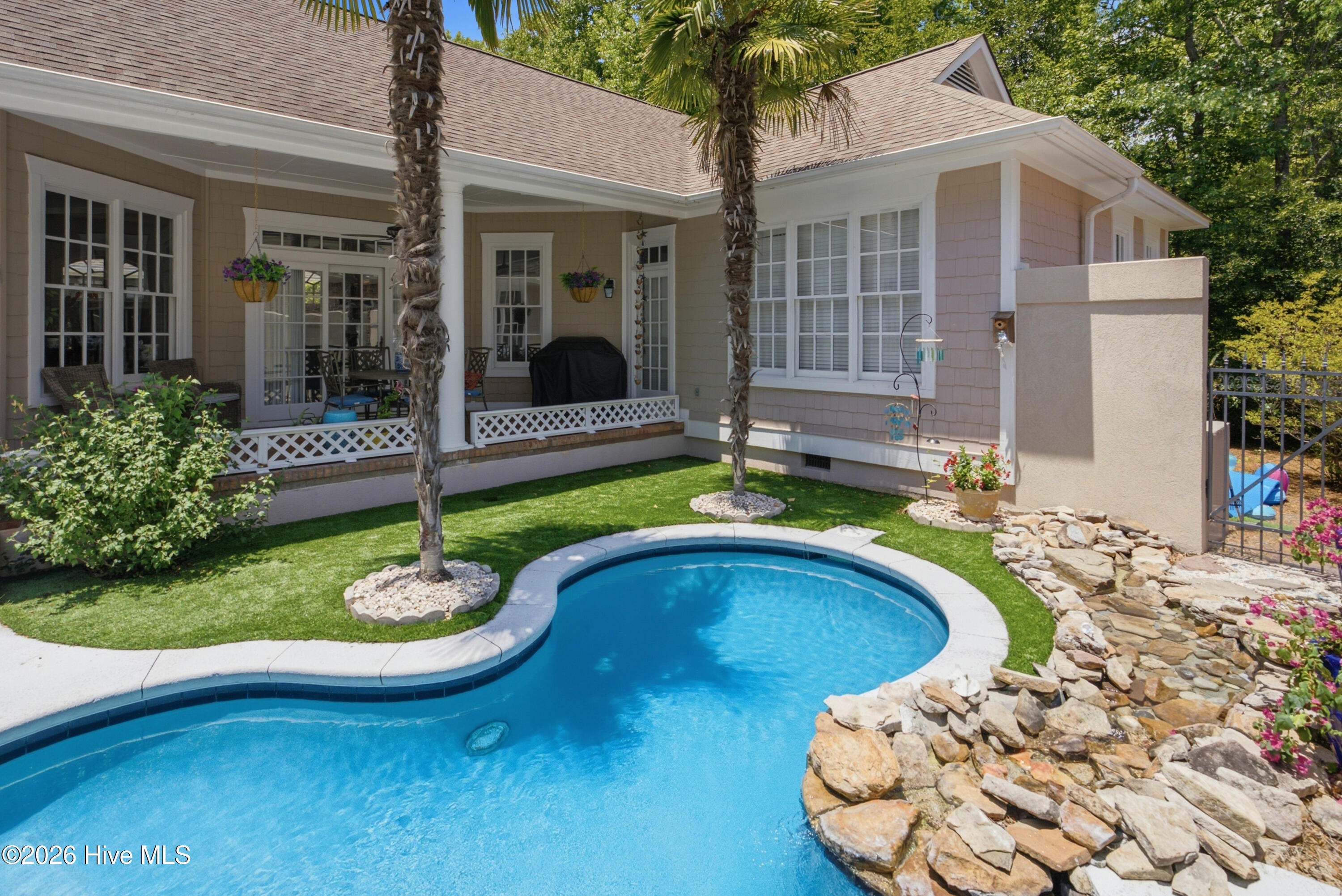 1109 Congressional Lane Property Photo 45
