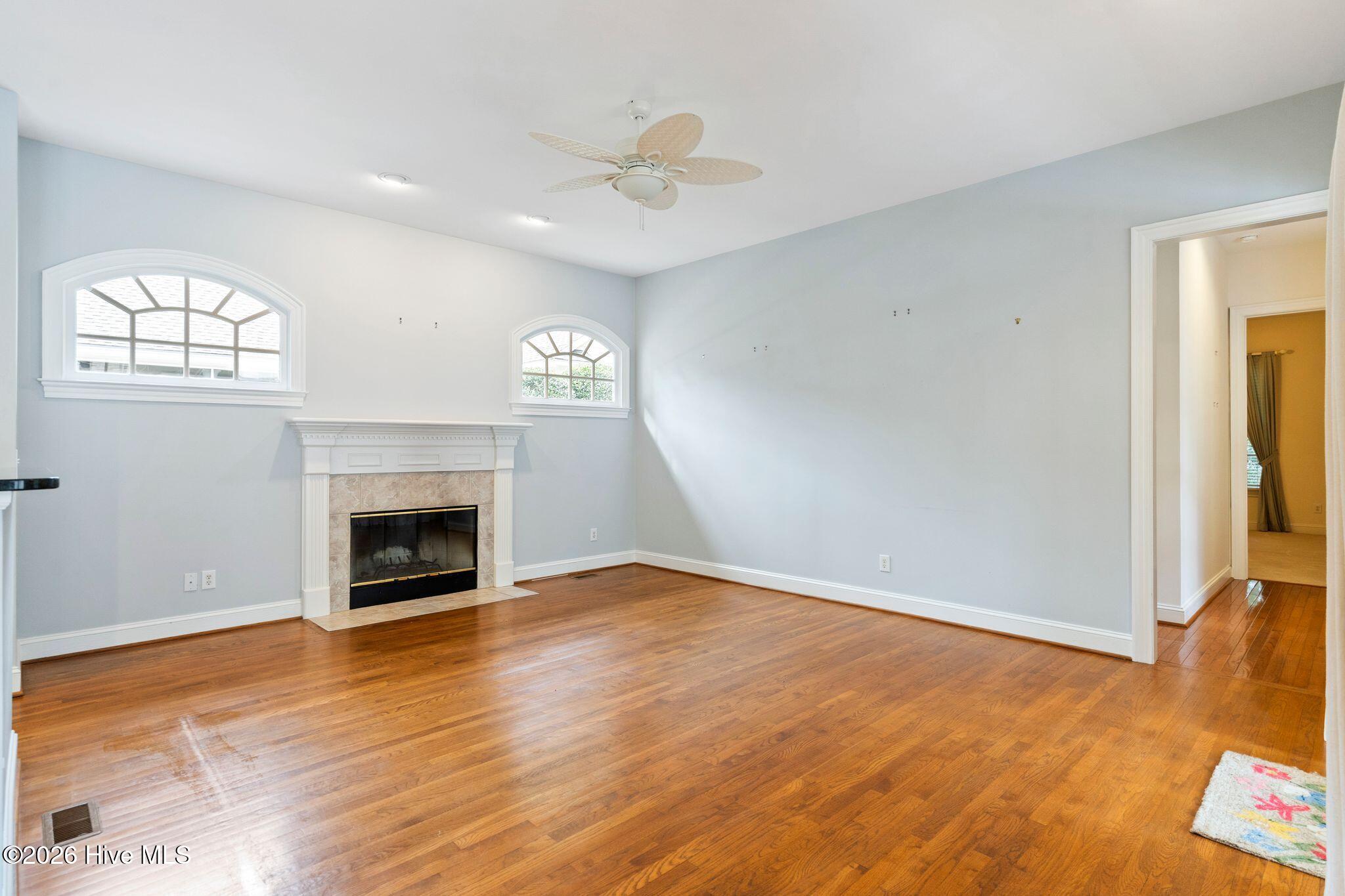 1109 Congressional Lane Property Photo 46