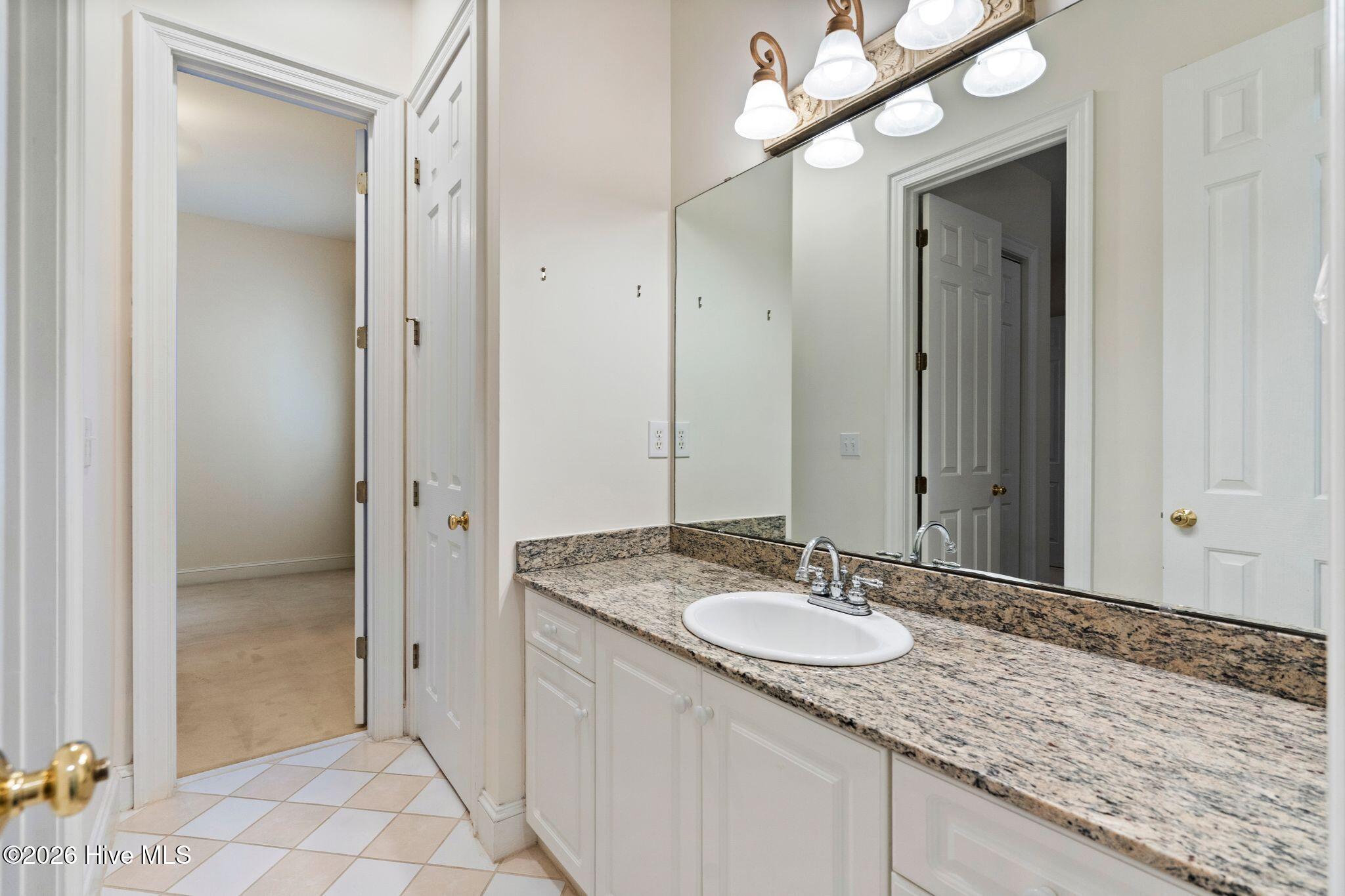 1109 Congressional Lane Property Photo 52