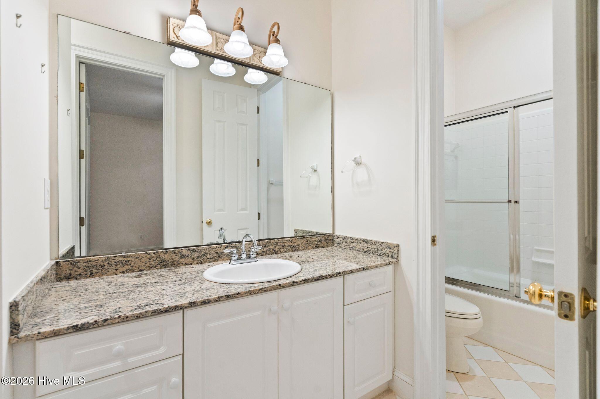 1109 Congressional Lane Property Photo 53