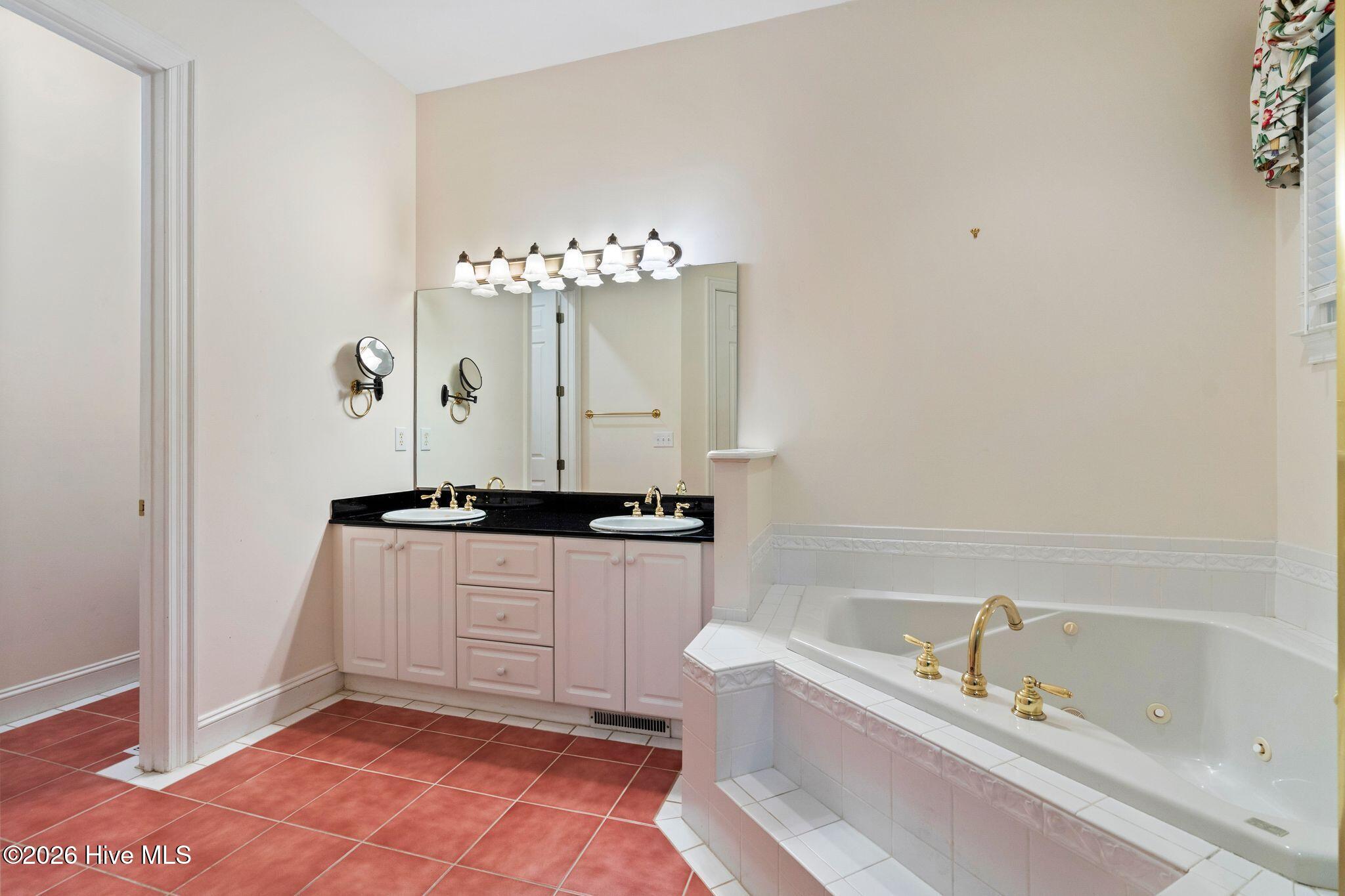 1109 Congressional Lane Property Photo 60