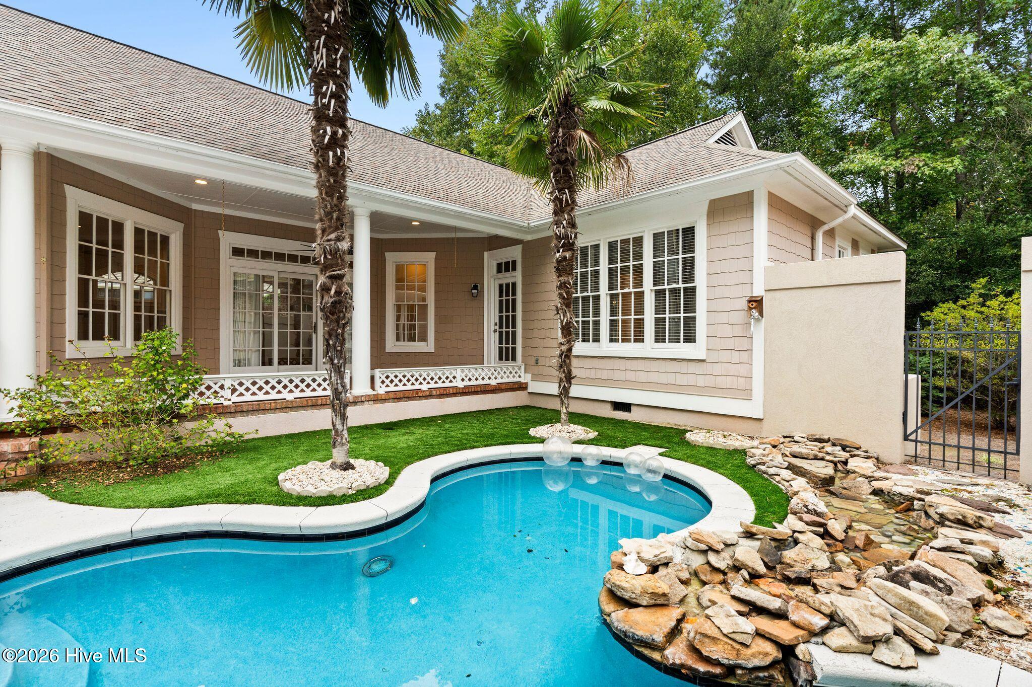 1109 Congressional Lane Property Photo 75