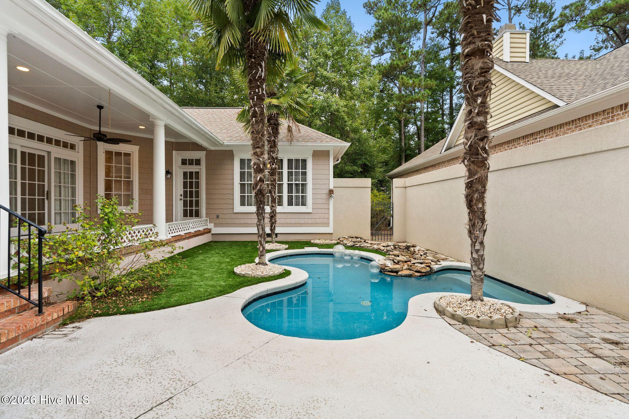 1109 Congressional Lane Property Photo 78