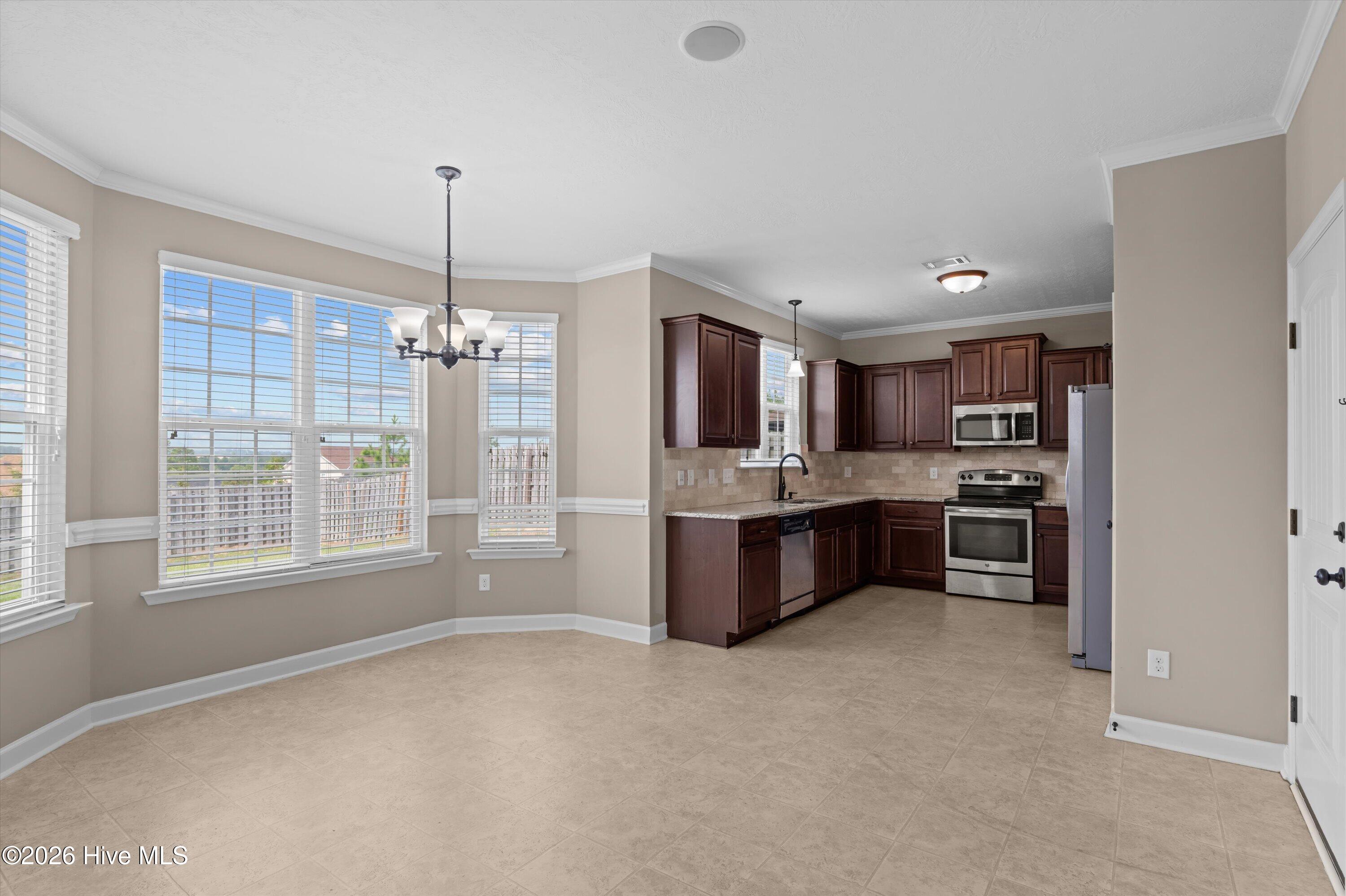 4005 Pullman Circle Property Photo 12