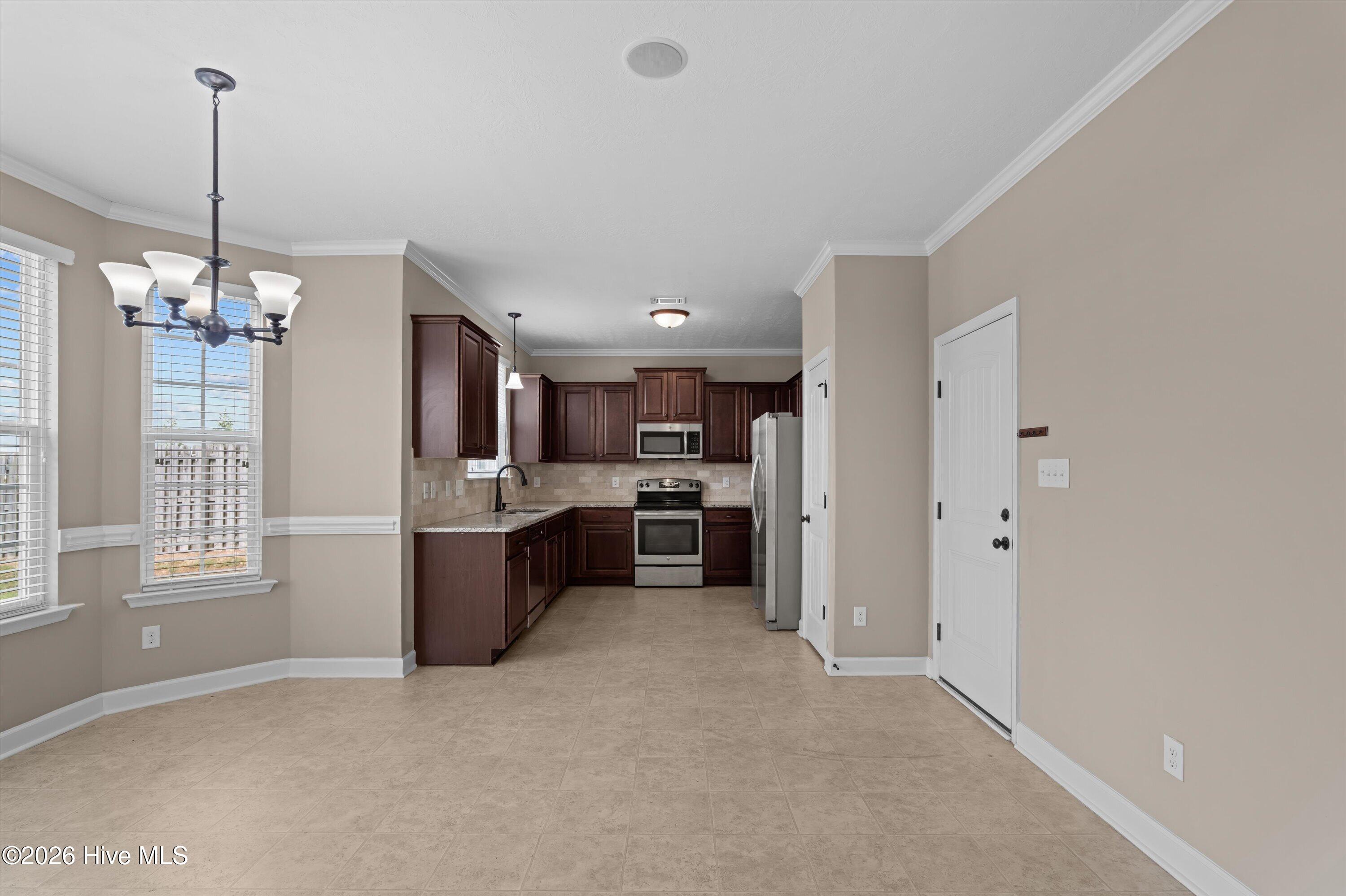 4005 Pullman Circle Property Photo 15