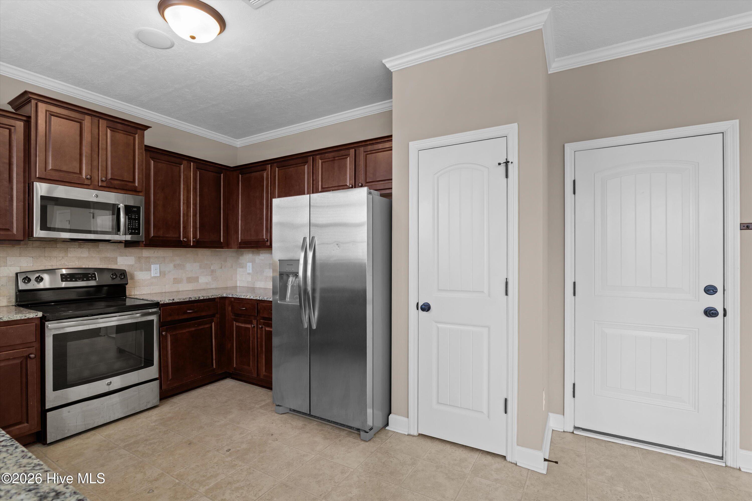 4005 Pullman Circle Property Photo 17