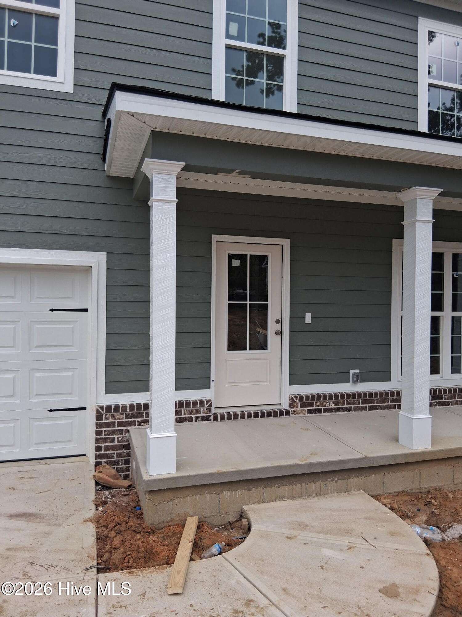 342 Amersham Way Property Photo 4