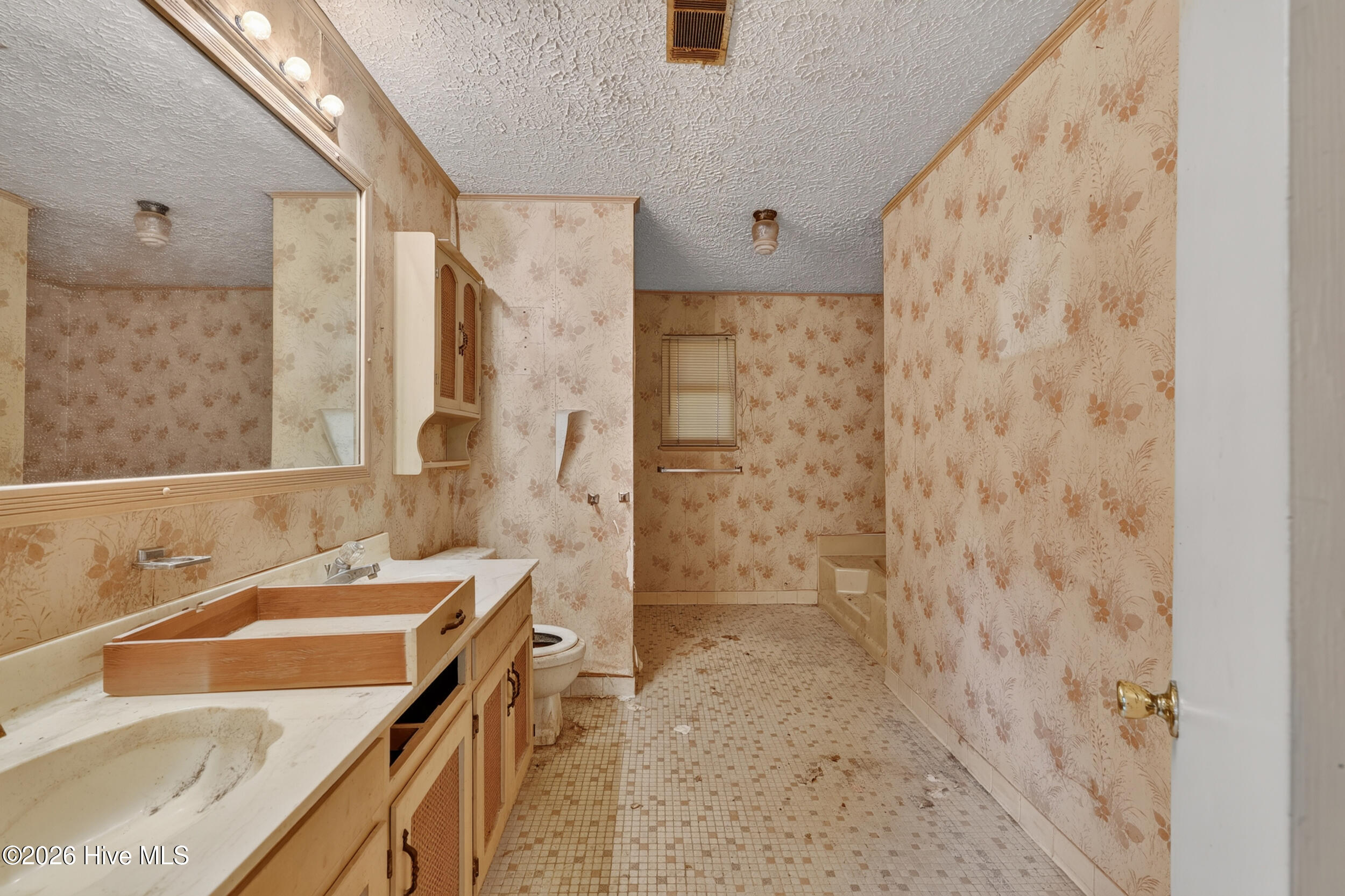 4070 Bath Edie Road Property Photo 36