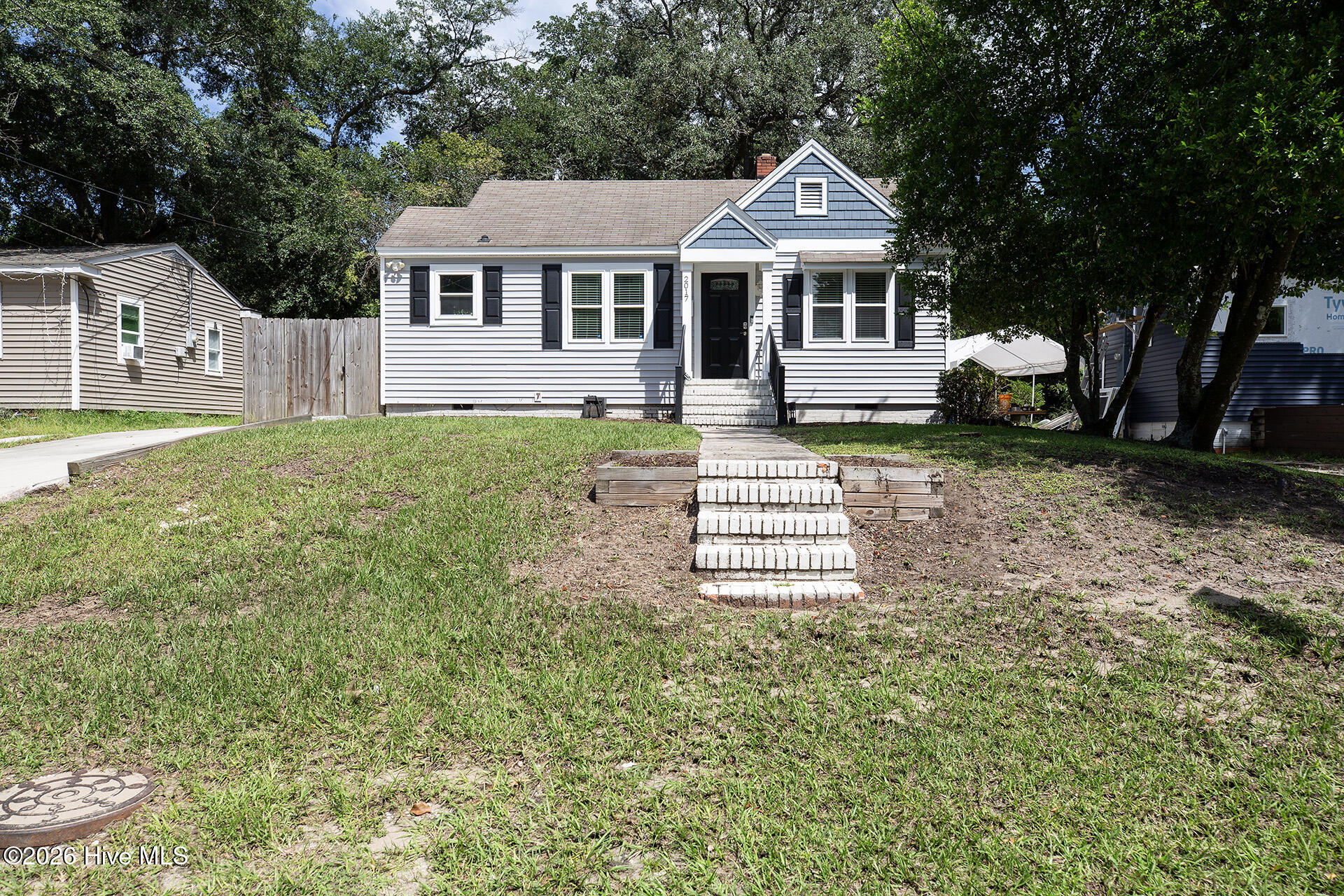 2017 Burnett Boulevard Property Photo 2
