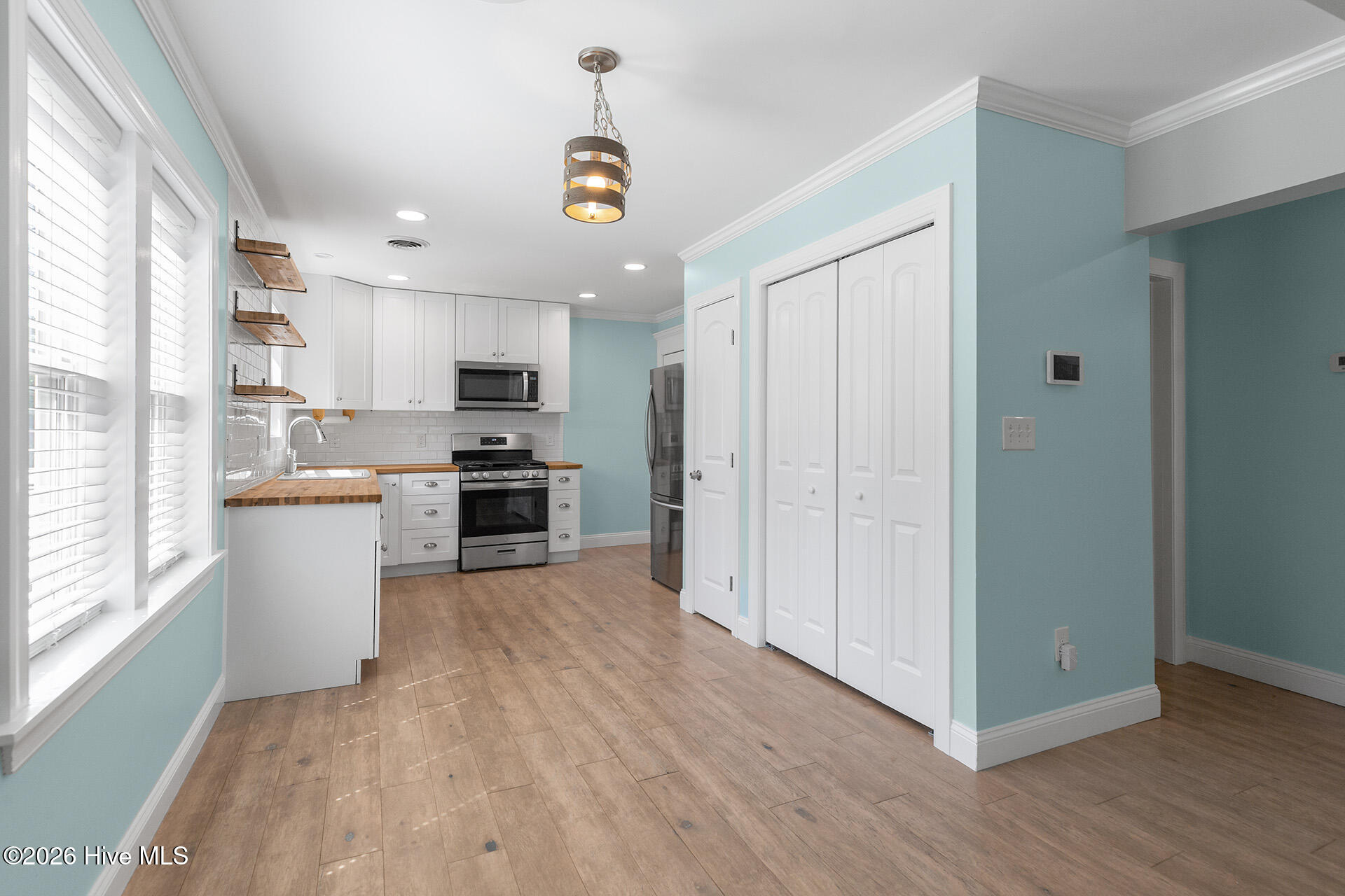 2017 Burnett Boulevard Property Photo 10