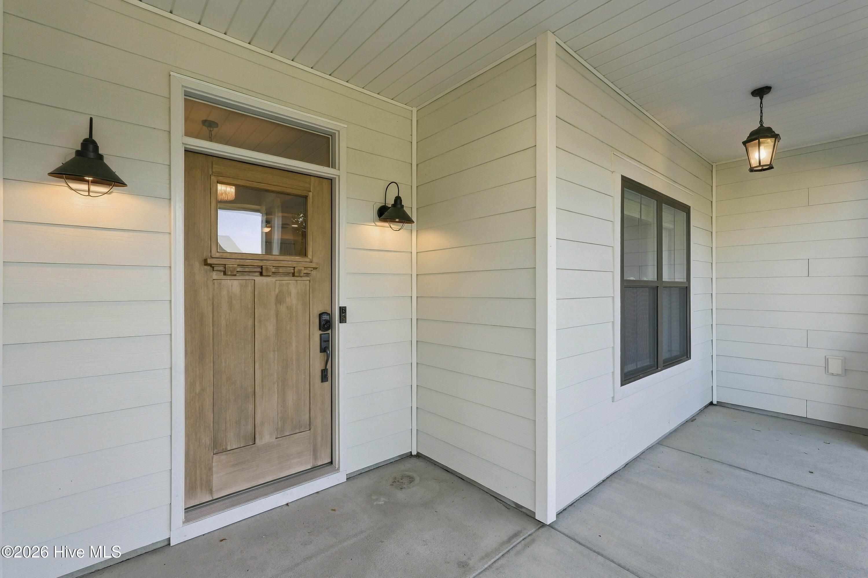 11 Lemongrass Court Property Photo 5